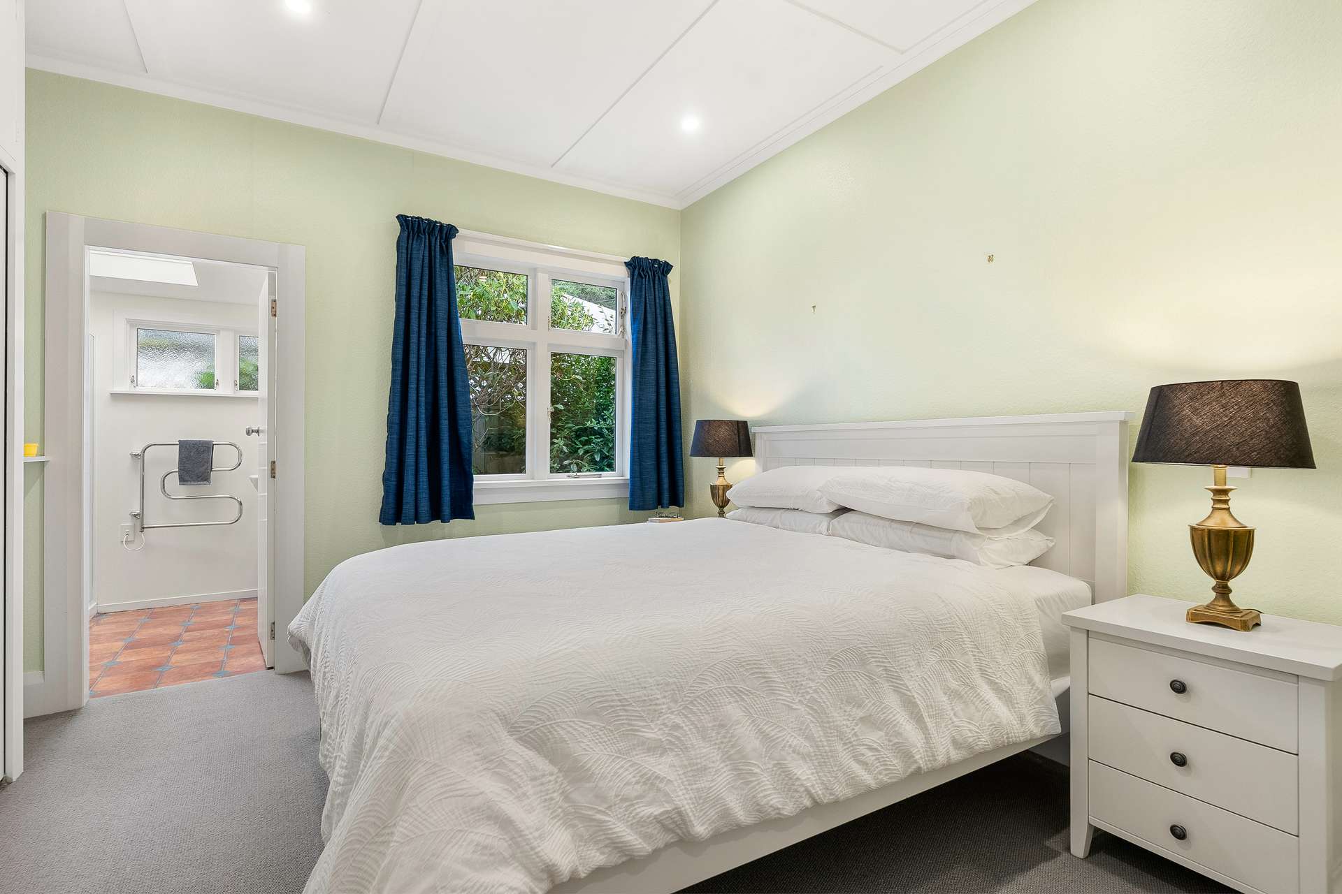77 Beauchamp Street photo 17