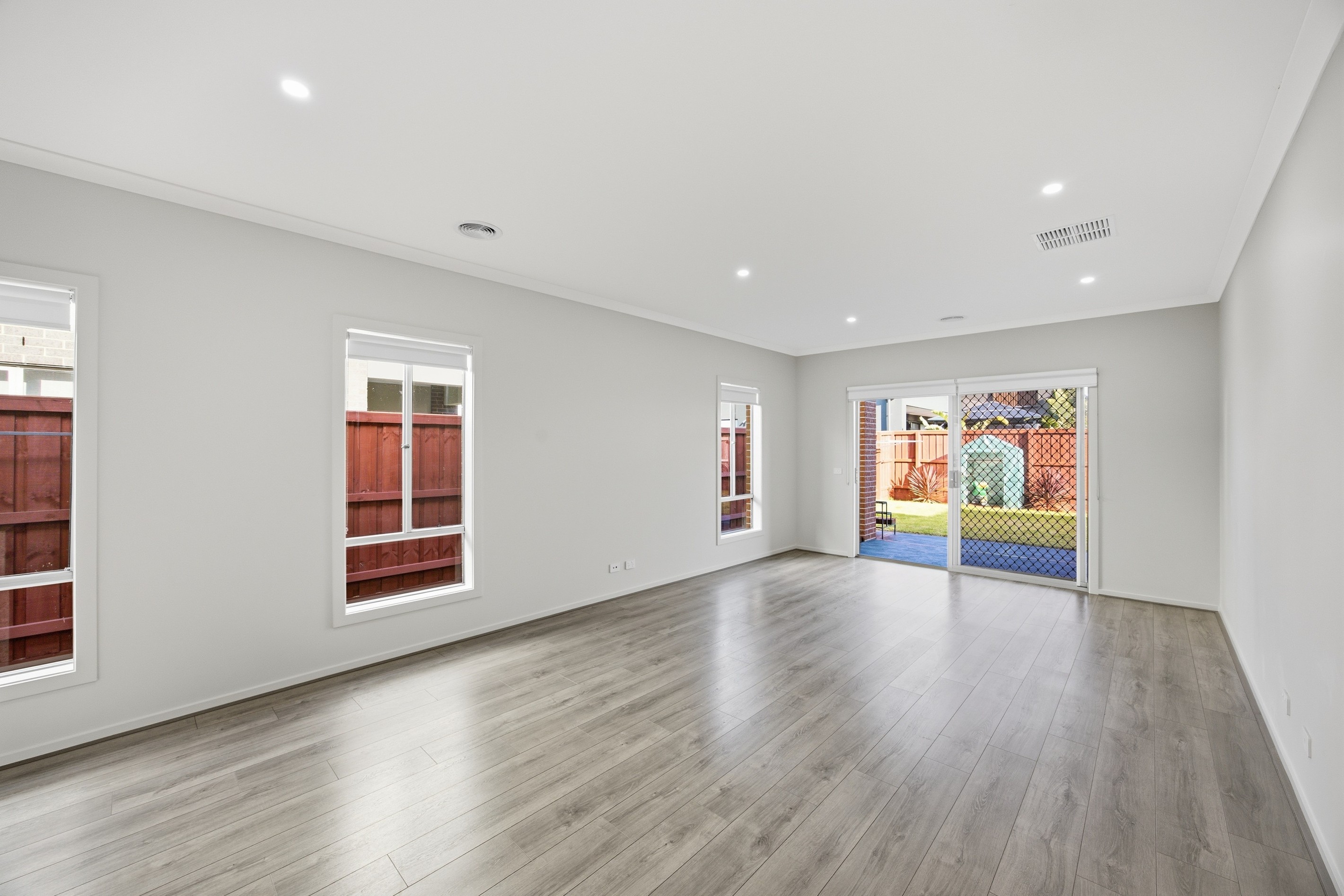 5 Clematis Street, Clyde North, VIC 3978
