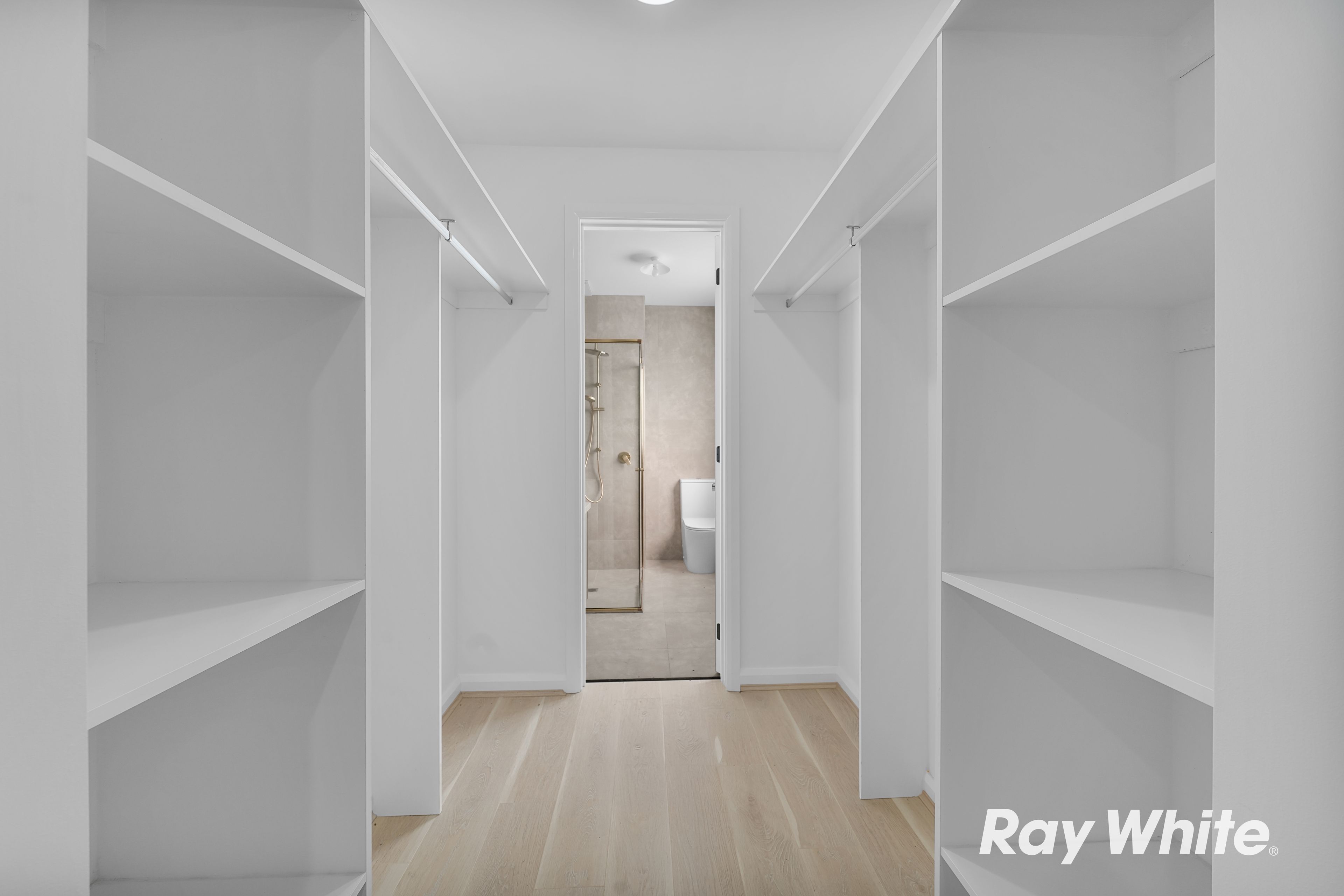 4 SYLVESTRIS Drive — photo 19 of 22
