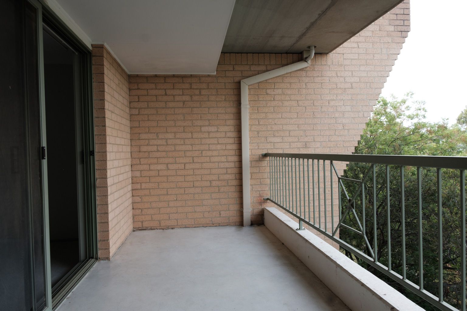 25/9-15 Oxley Street — photo 9 of 10