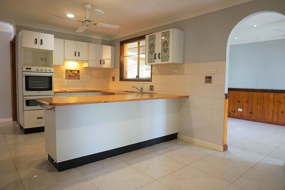 19 Peacock Way, Currans Hill, NSW 2567