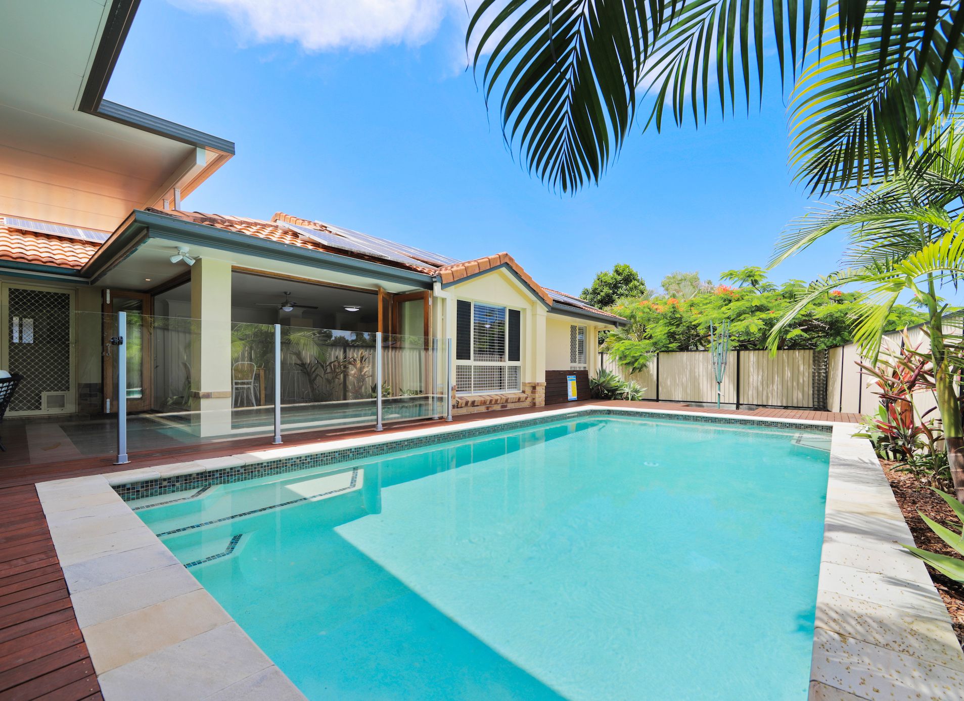 2 Chute Street, Mudgeeraba, QLD 4213