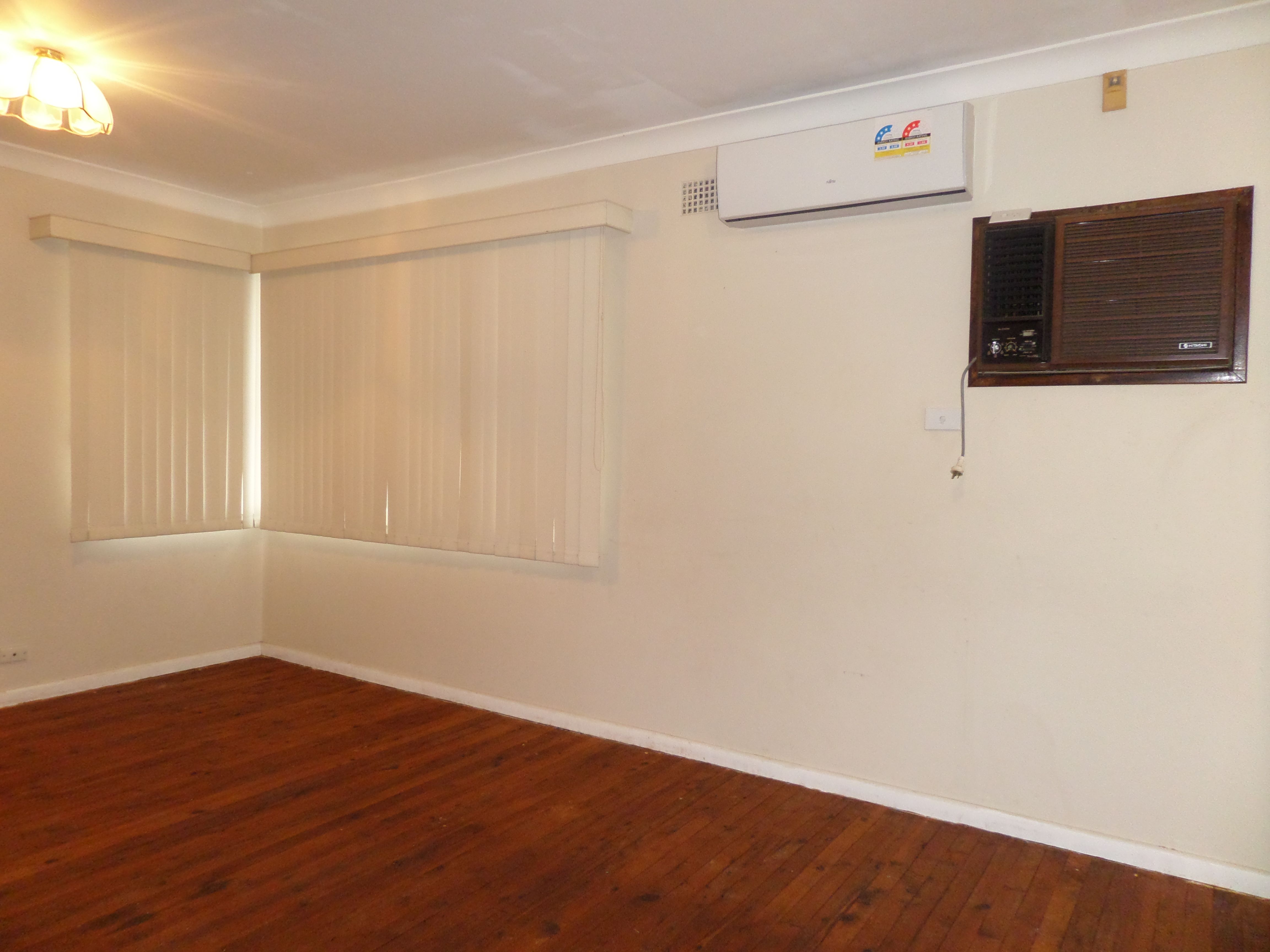 3 Hewison Avenue, Green Valley, NSW 2168