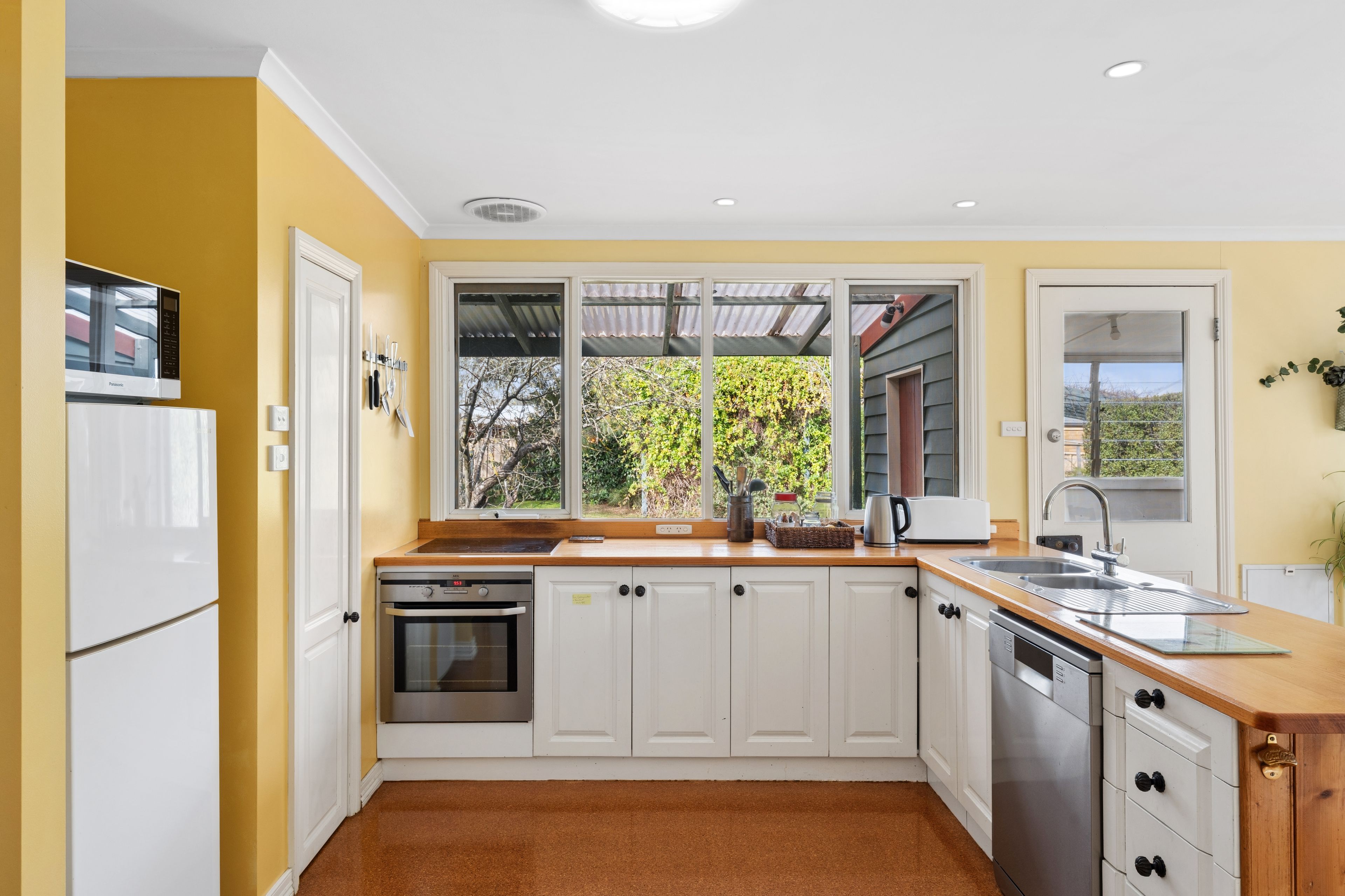14 Sturt Street — photo 7 of 22