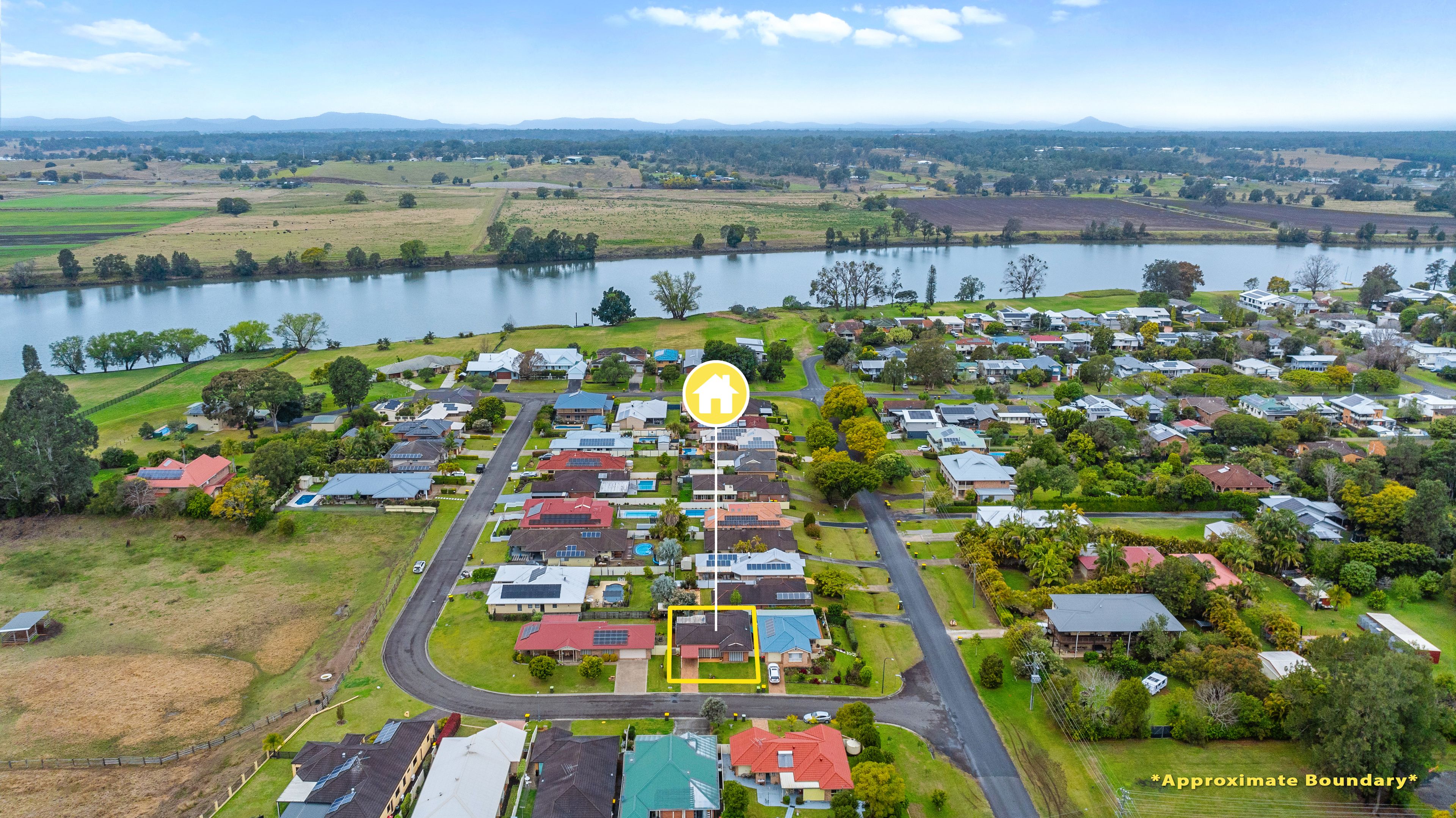 4 North Meadow Drive, Grafton, NSW 2460