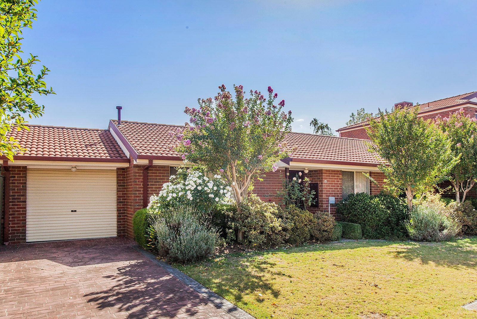 15 Sandon Circuit, Forest Hill VIC 3131