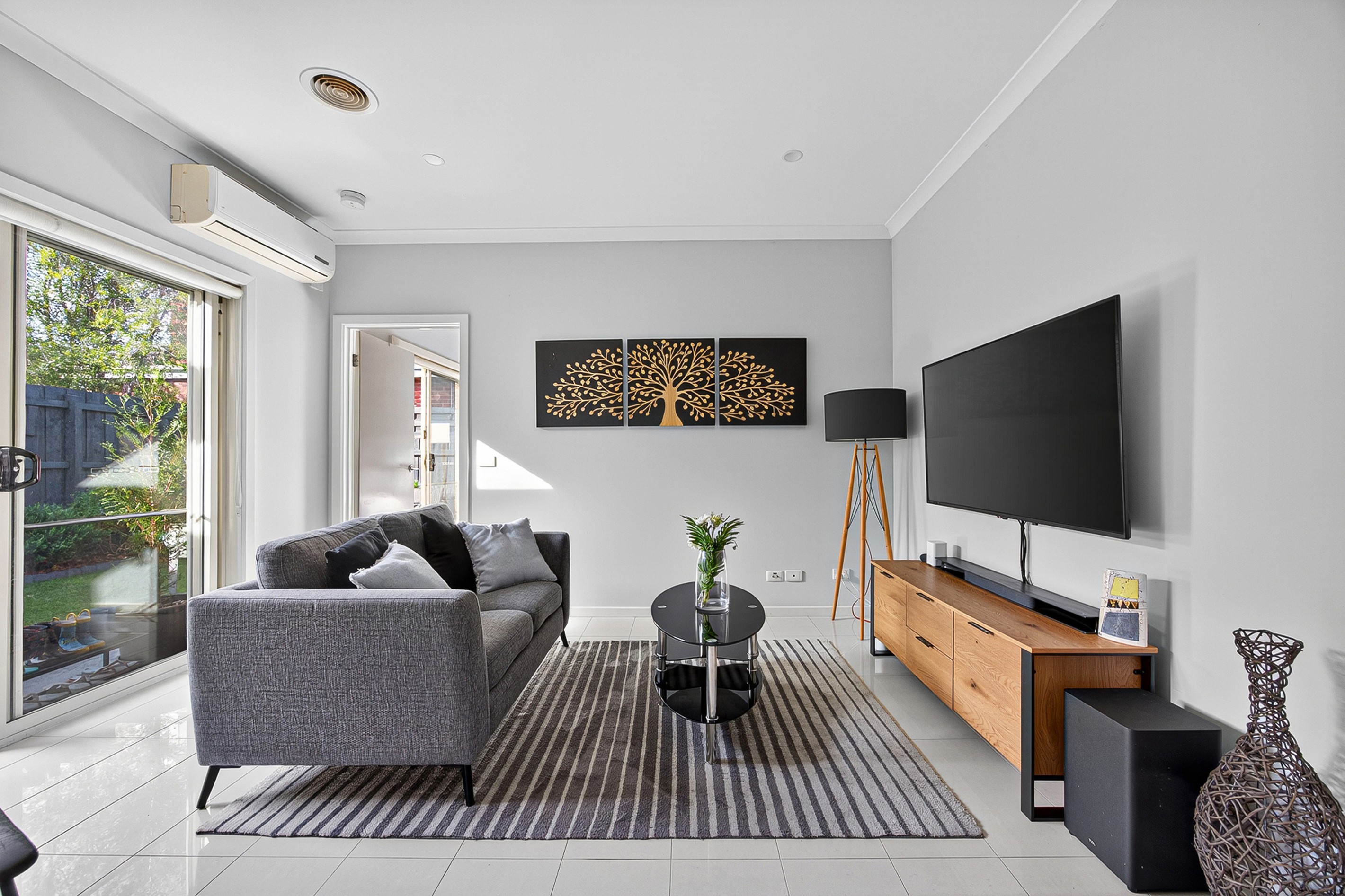 2/3 Gladstone Street, Reservoir, VIC 3073