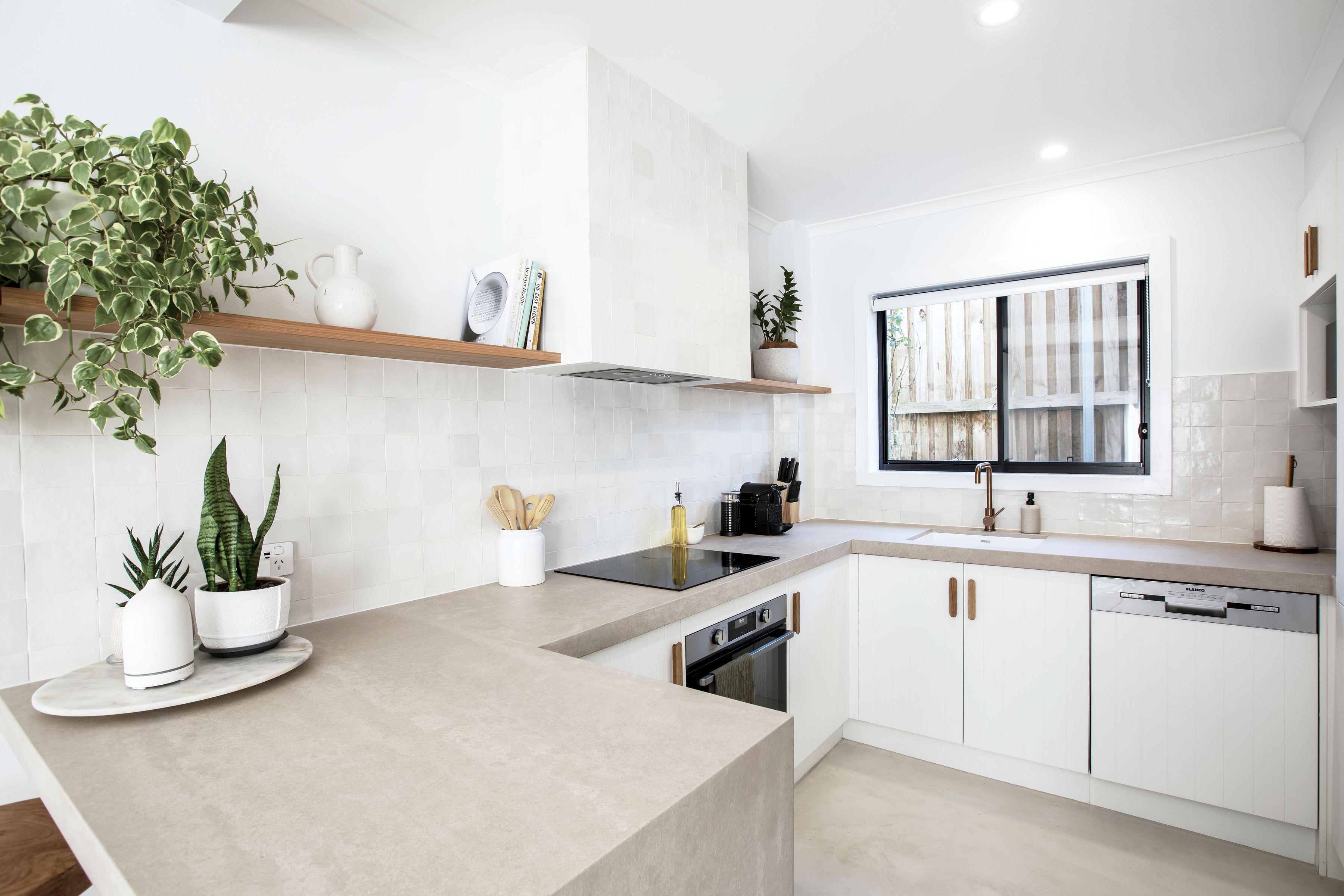 2/43 Cronulla Avenue, Mermaid Beach, QLD 4218
