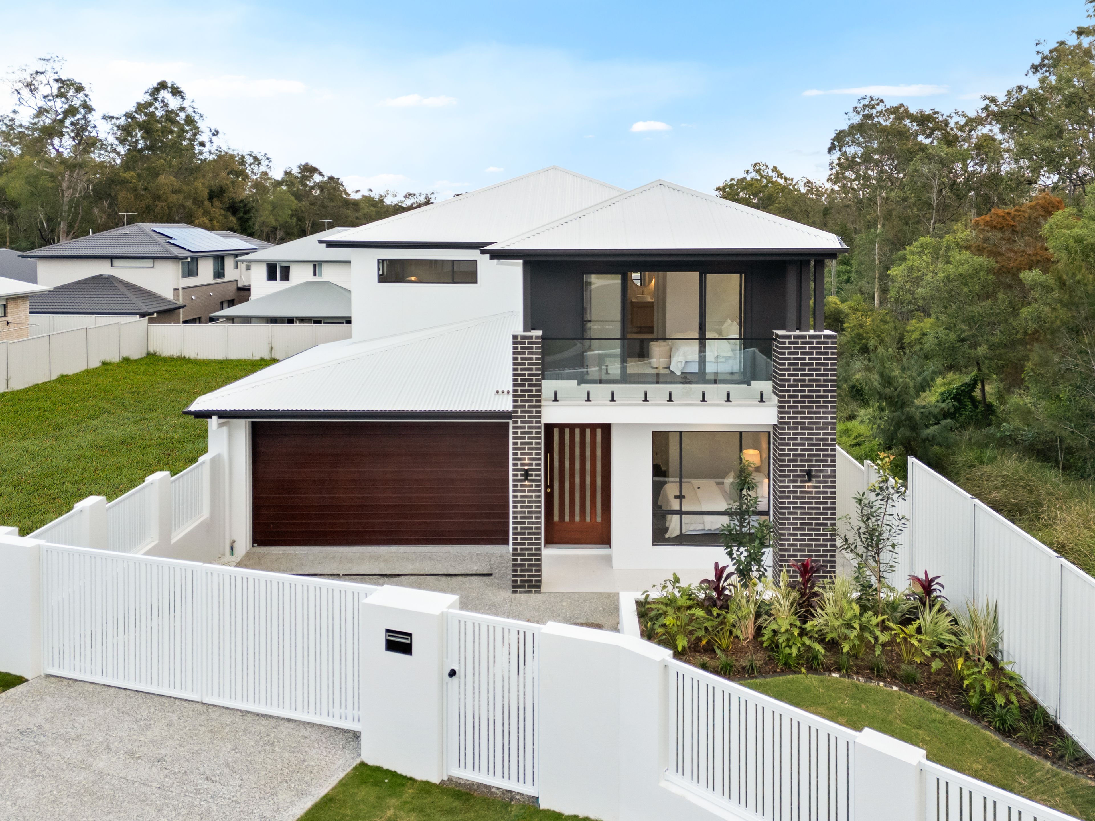 32 Knightsbridge Street — photo from Ray White Rochedale