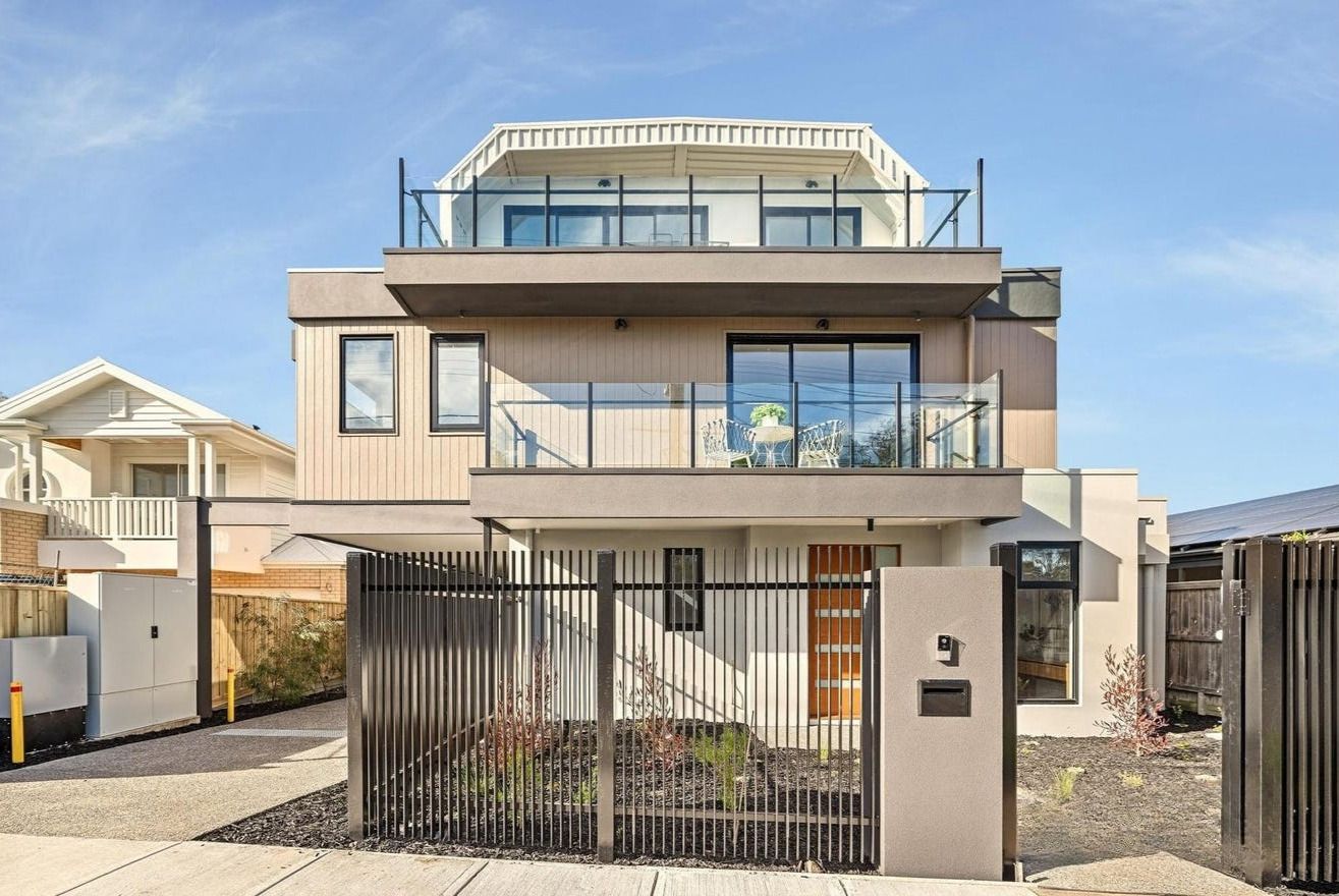 1/241 Nepean Highway, Seaford, VIC 3198
