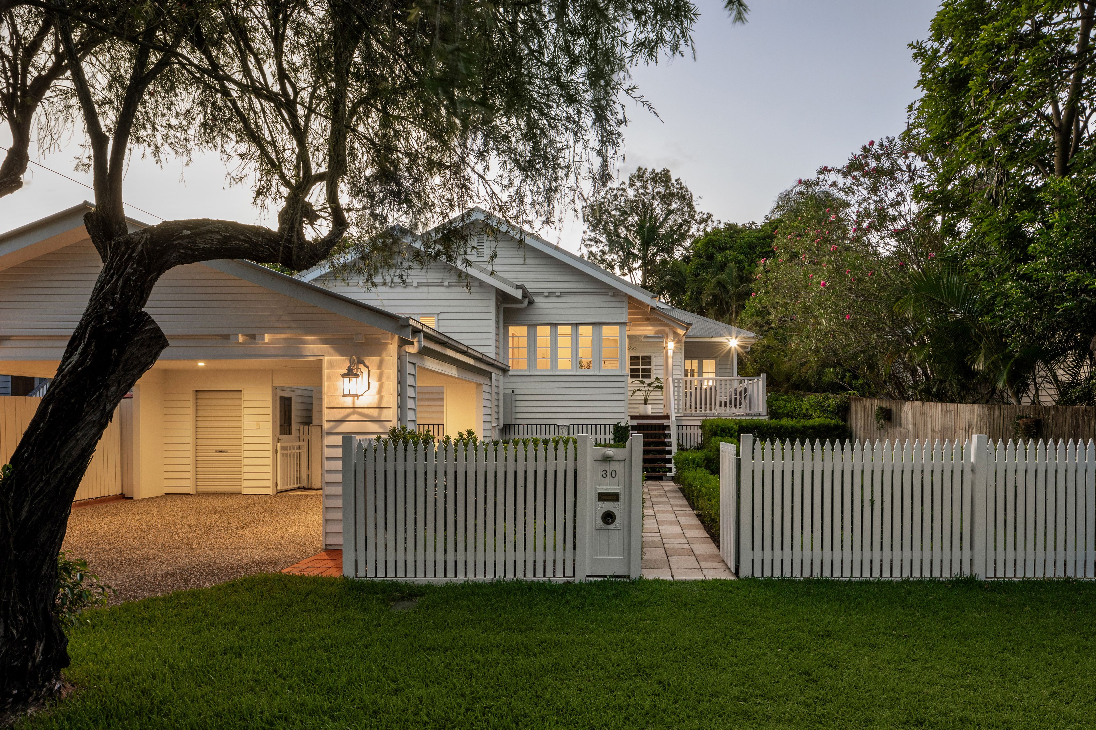 30 Bowral Street, Alderley QLD 4051
