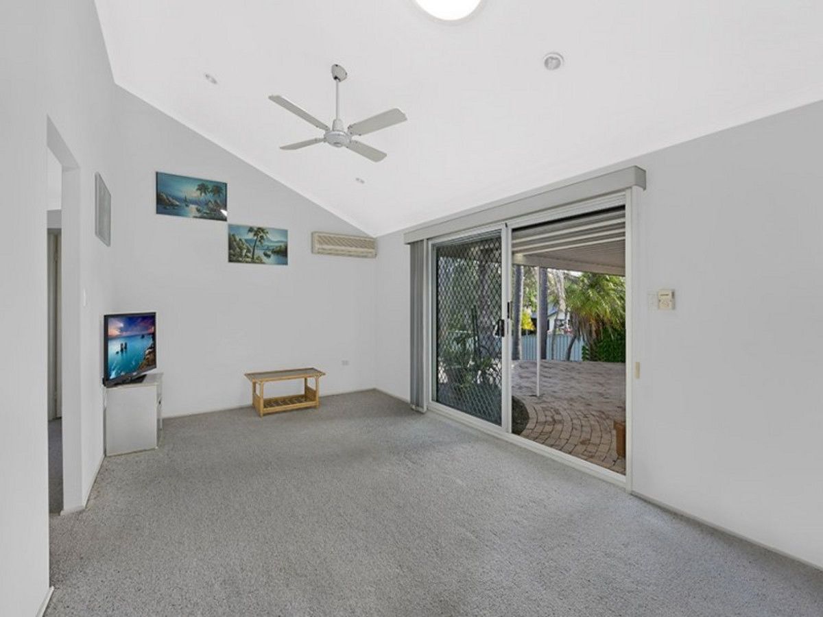 1 Bolton Street, Bateau Bay, NSW 2261