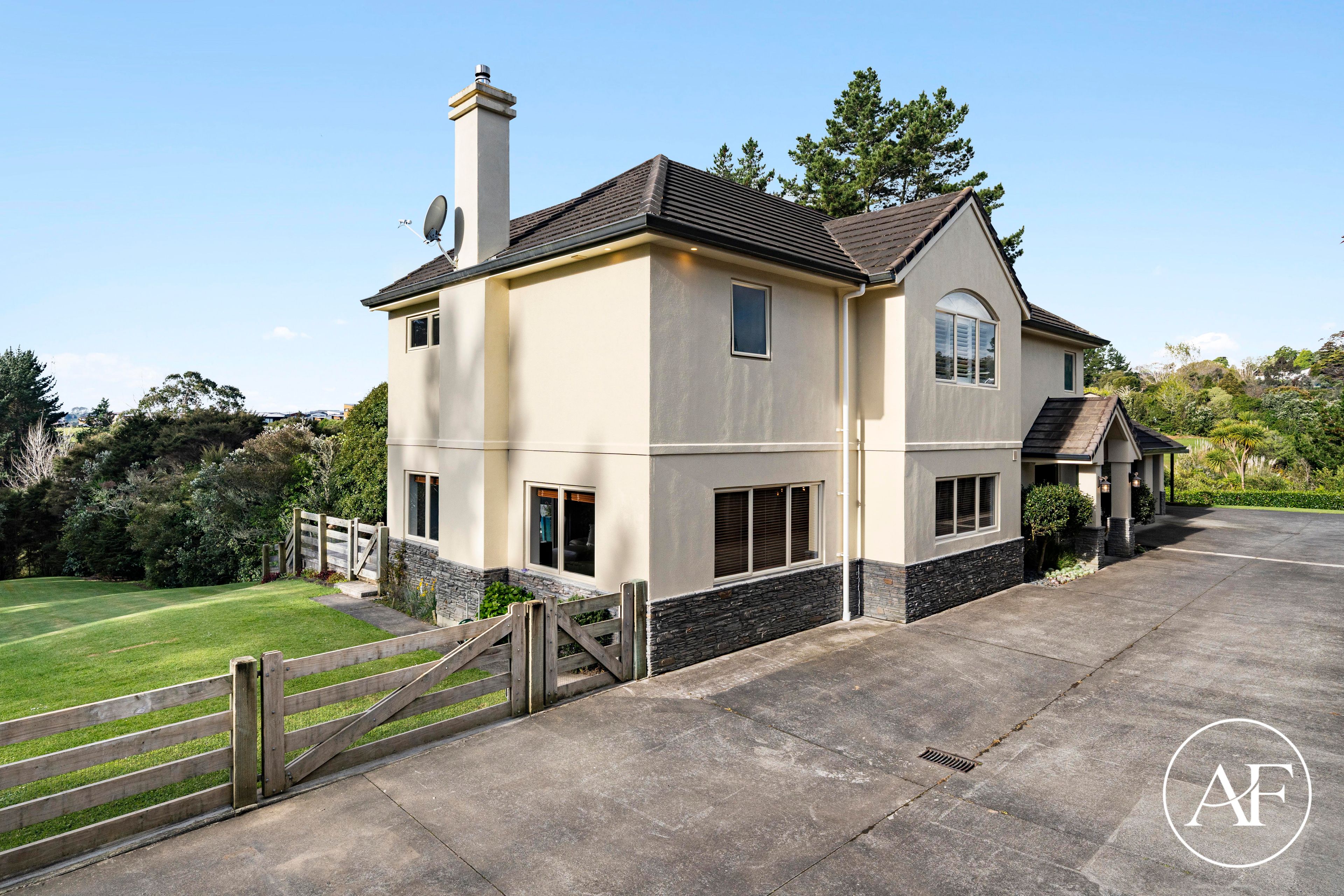 334D Redoubt Road, Totara Park, Manukau City