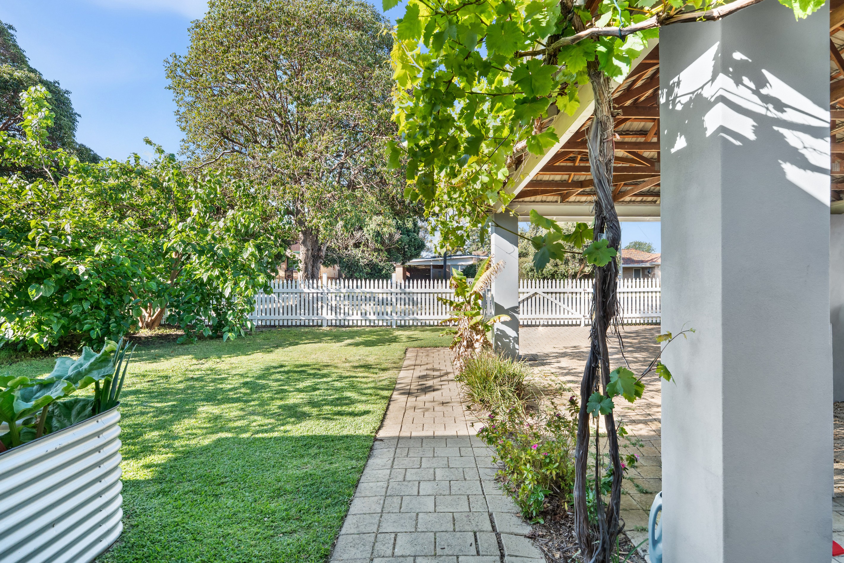 22 Arlunya Avenue, Belmont, WA 6104
