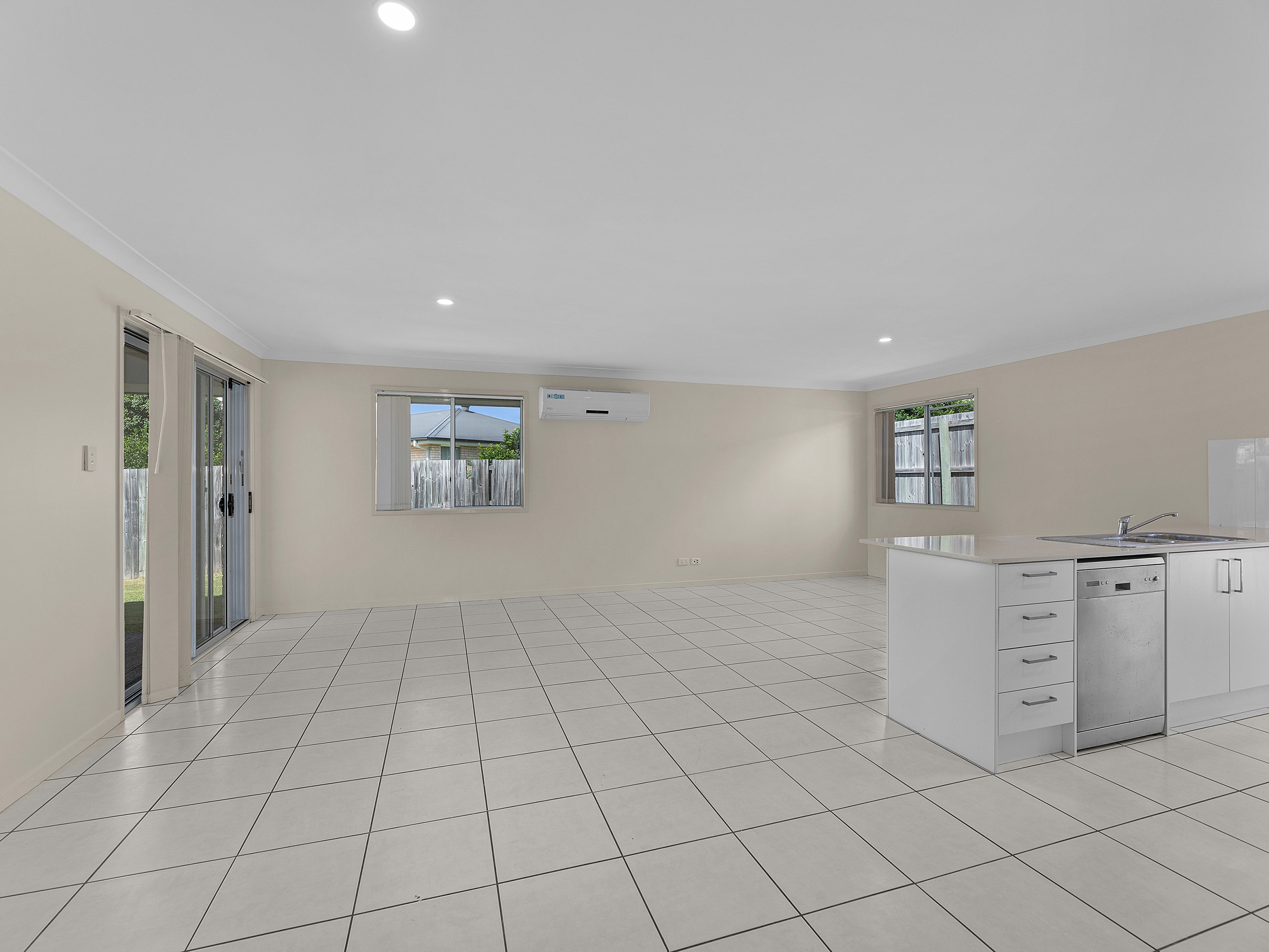 9 Pinehurst Avenue, Leichhardt, QLD 4305