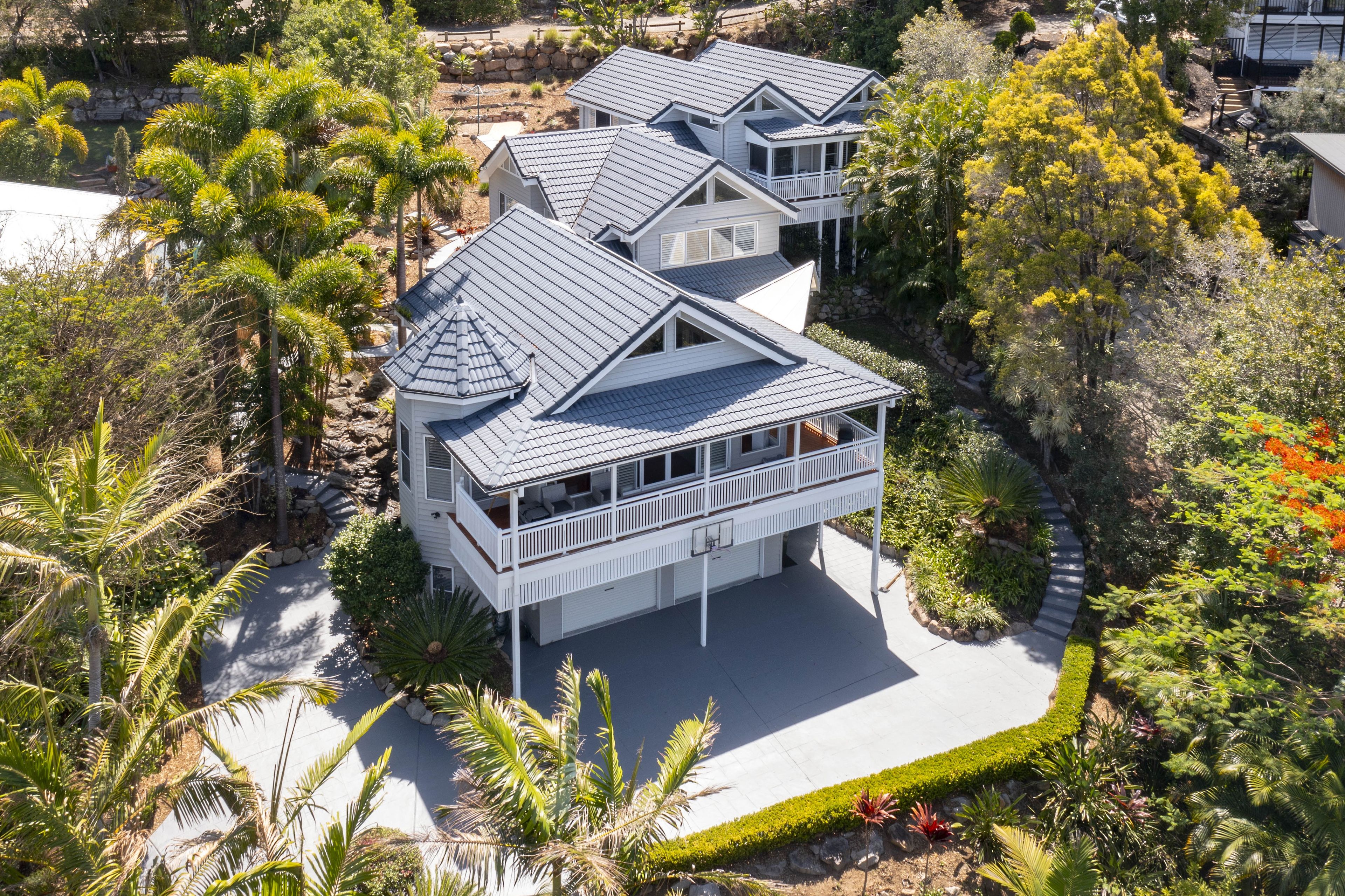 15 Hillside Place, The Gap QLD 4061