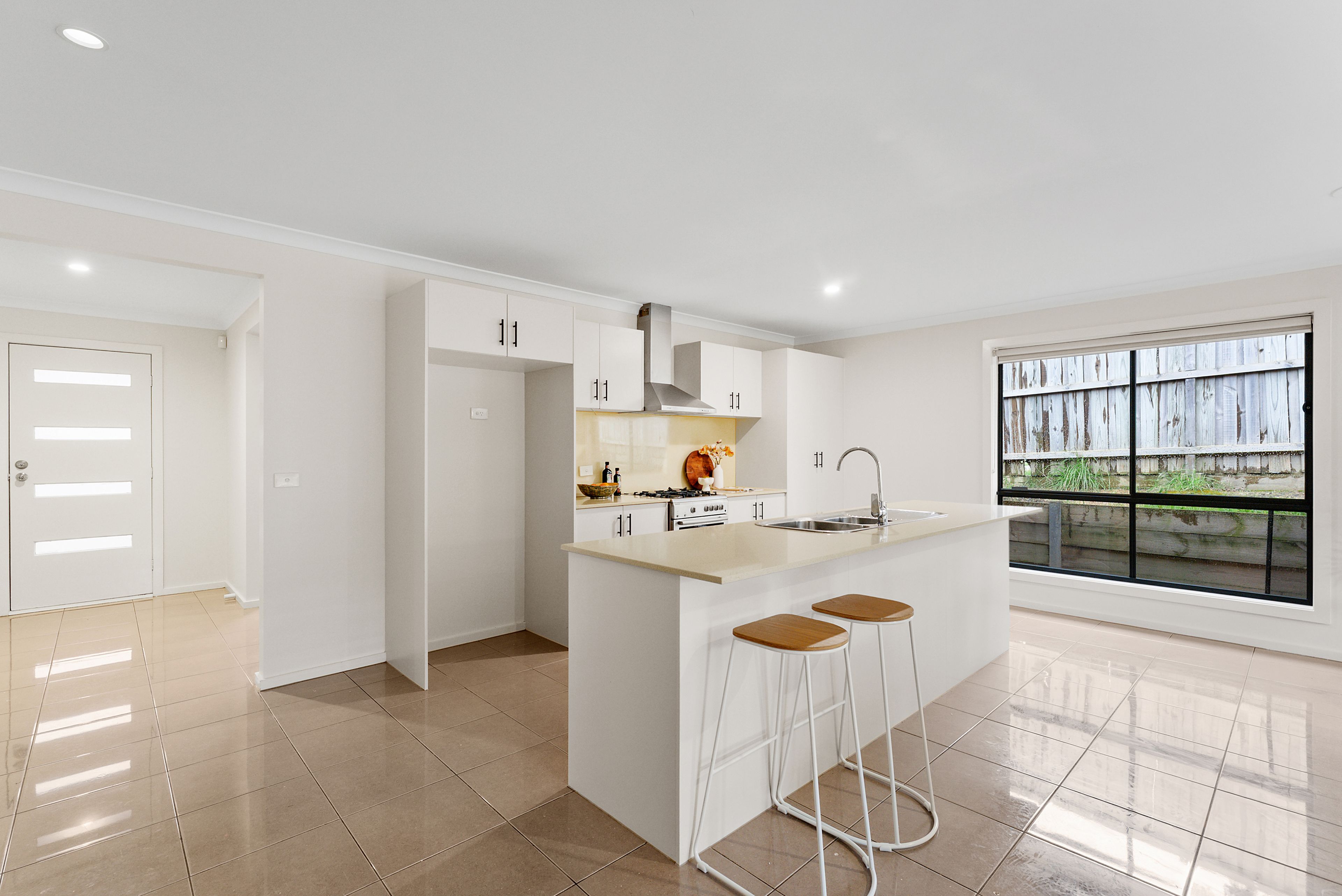 8 Boronia Avenue — photo 3 of 15
