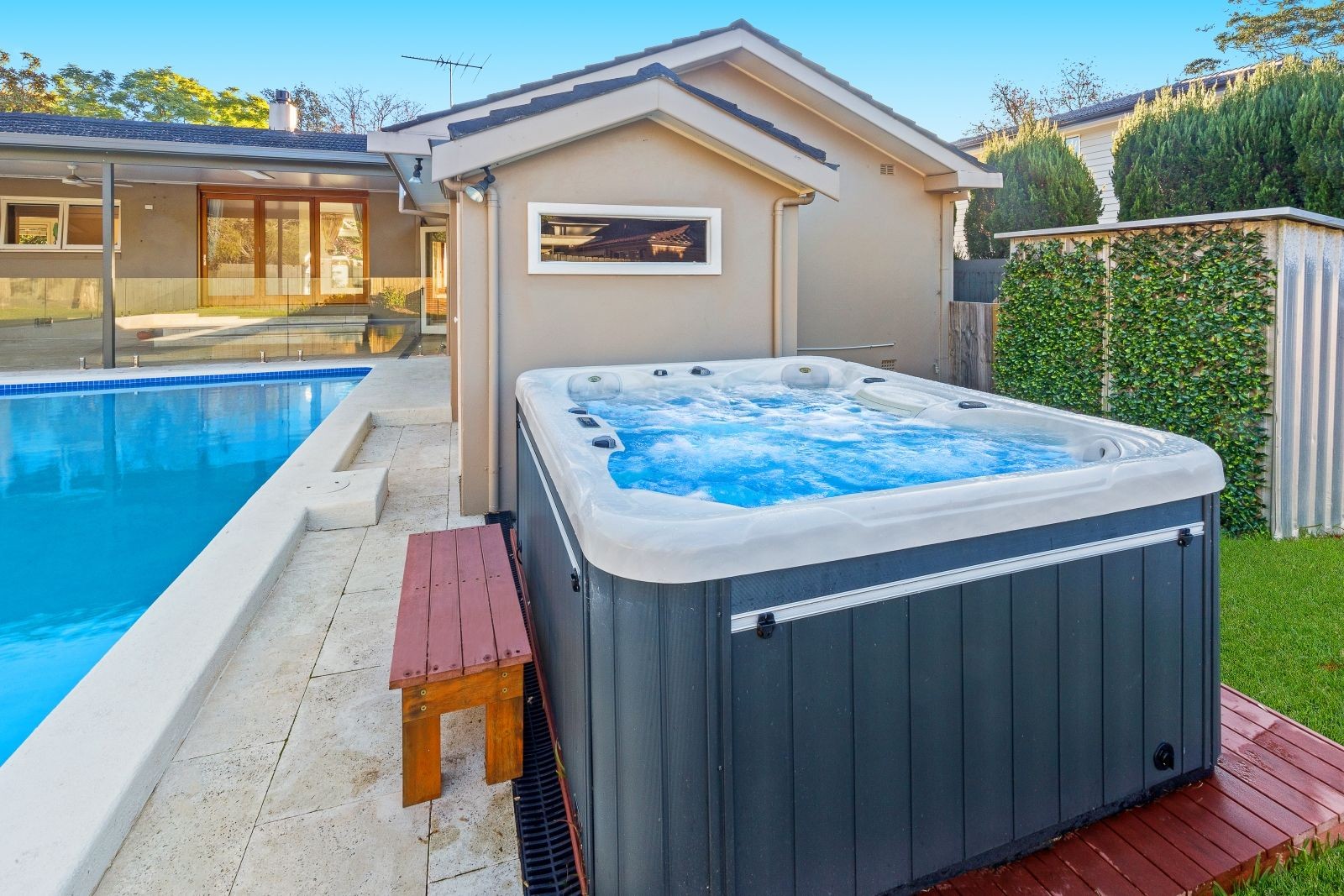 1 Warrimoo Avenue, St Ives, NSW 2075