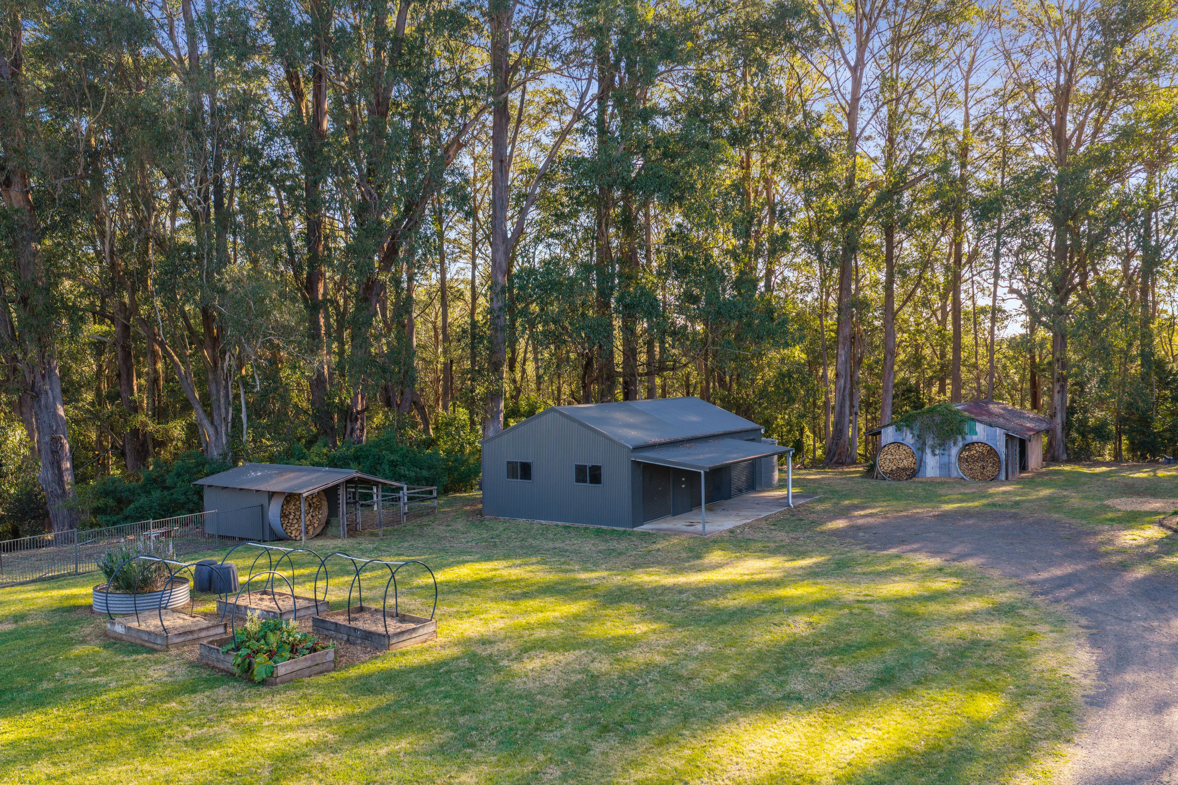 1396 Nowra Road — photo 13 of 25