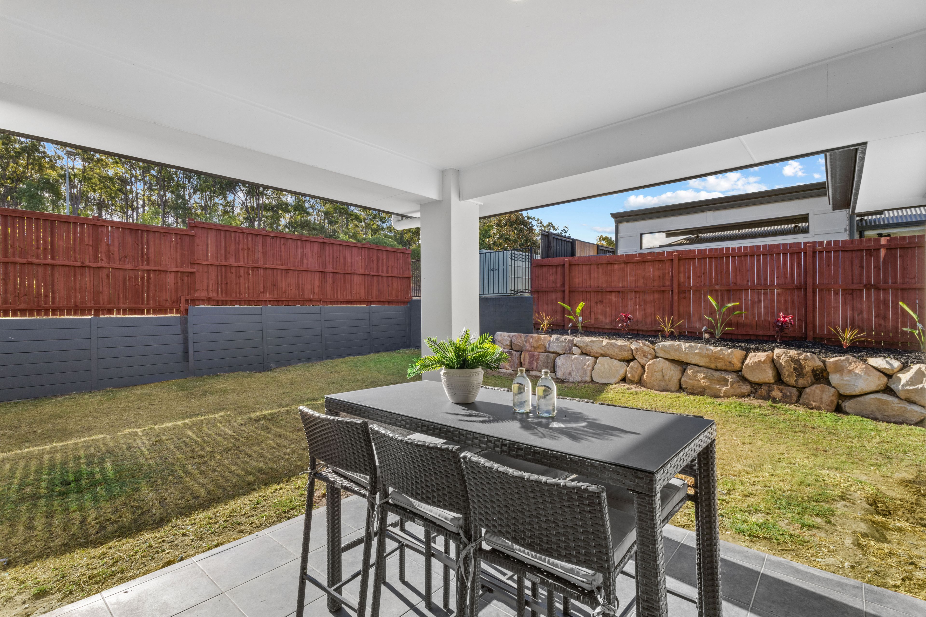 2 Coal Street — photo 14 of 17