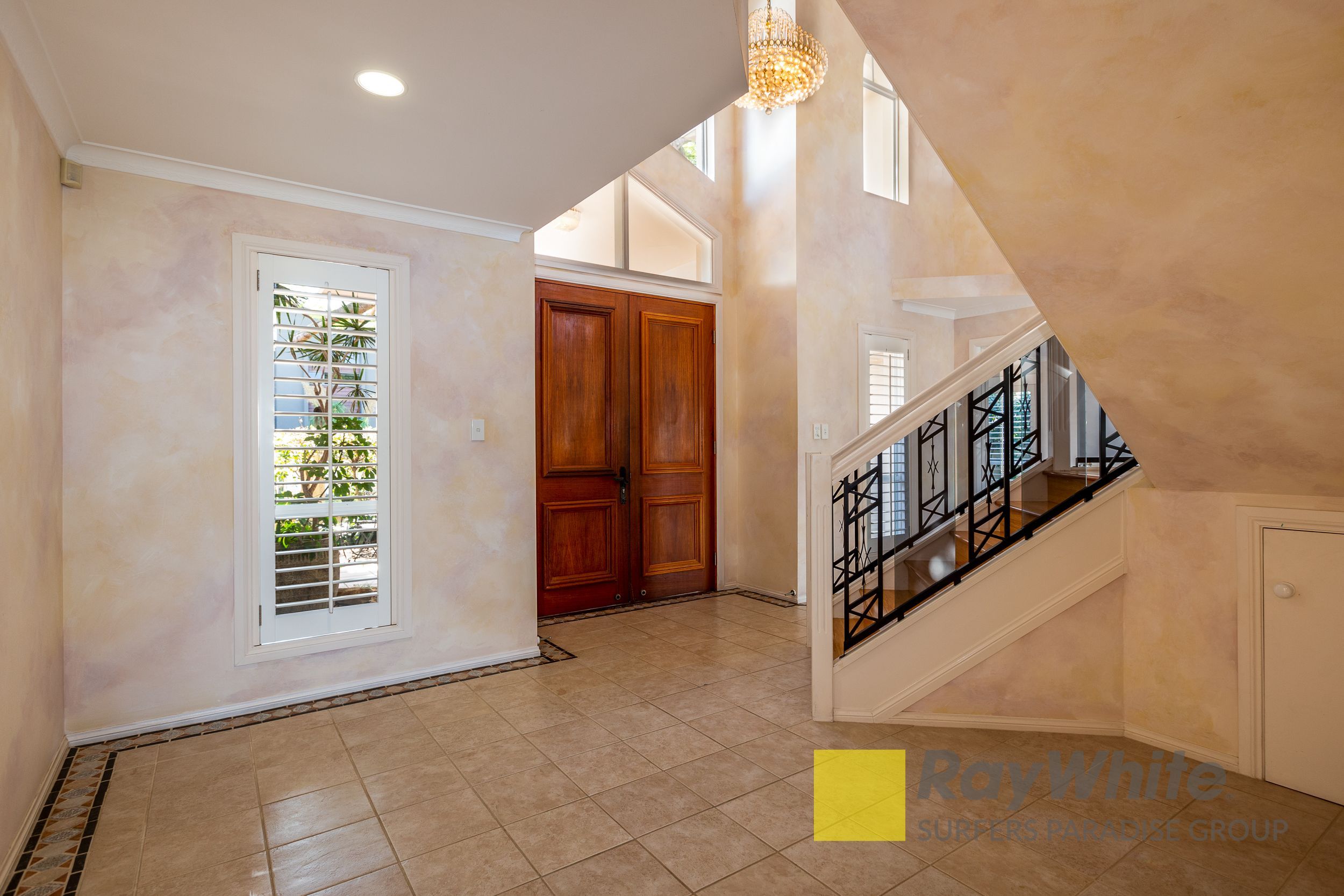 12 PASADENA Court, Broadbeach Waters, QLD 4218