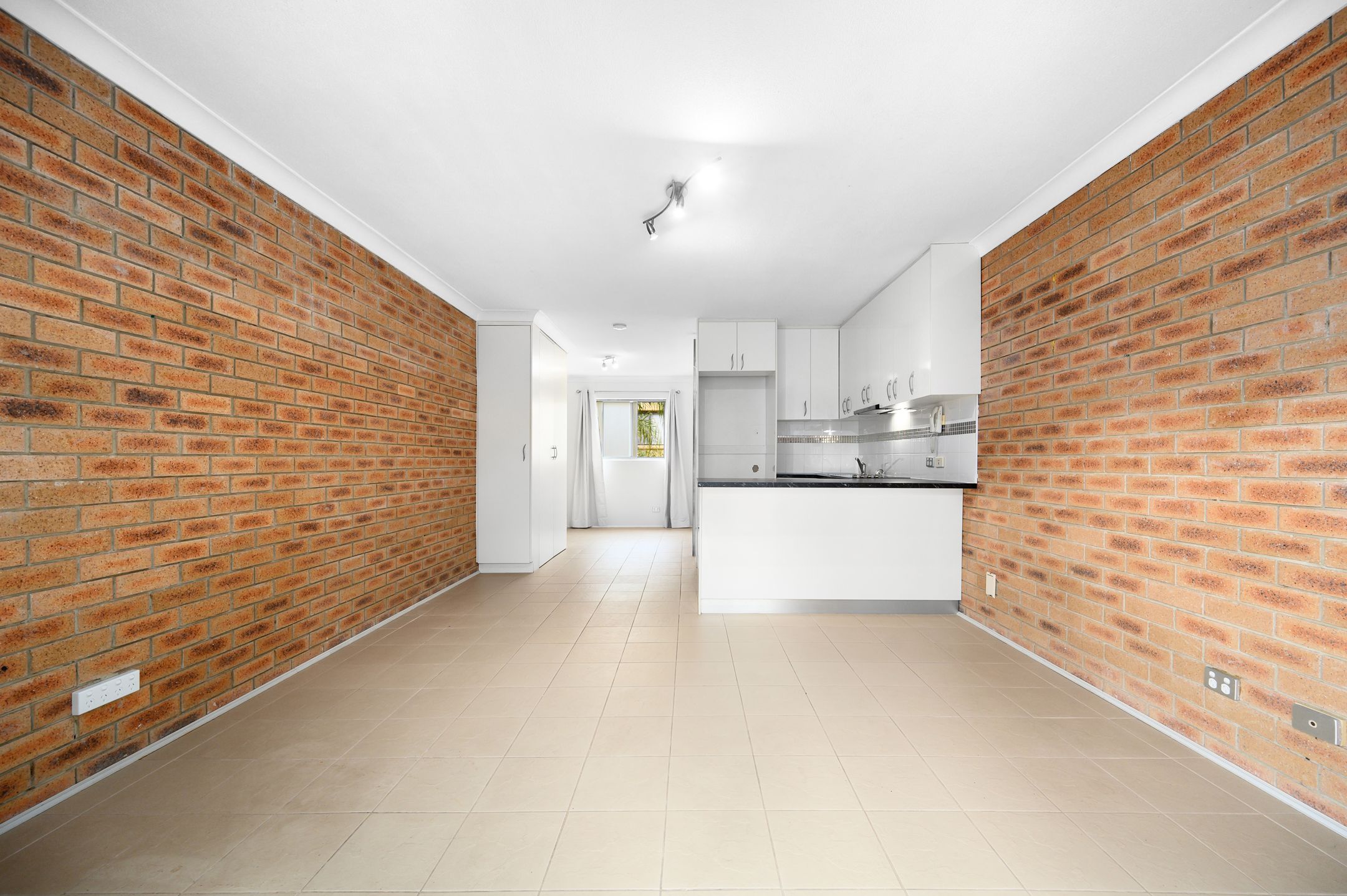 46 Brighton Street, Biggera Waters QLD 4216