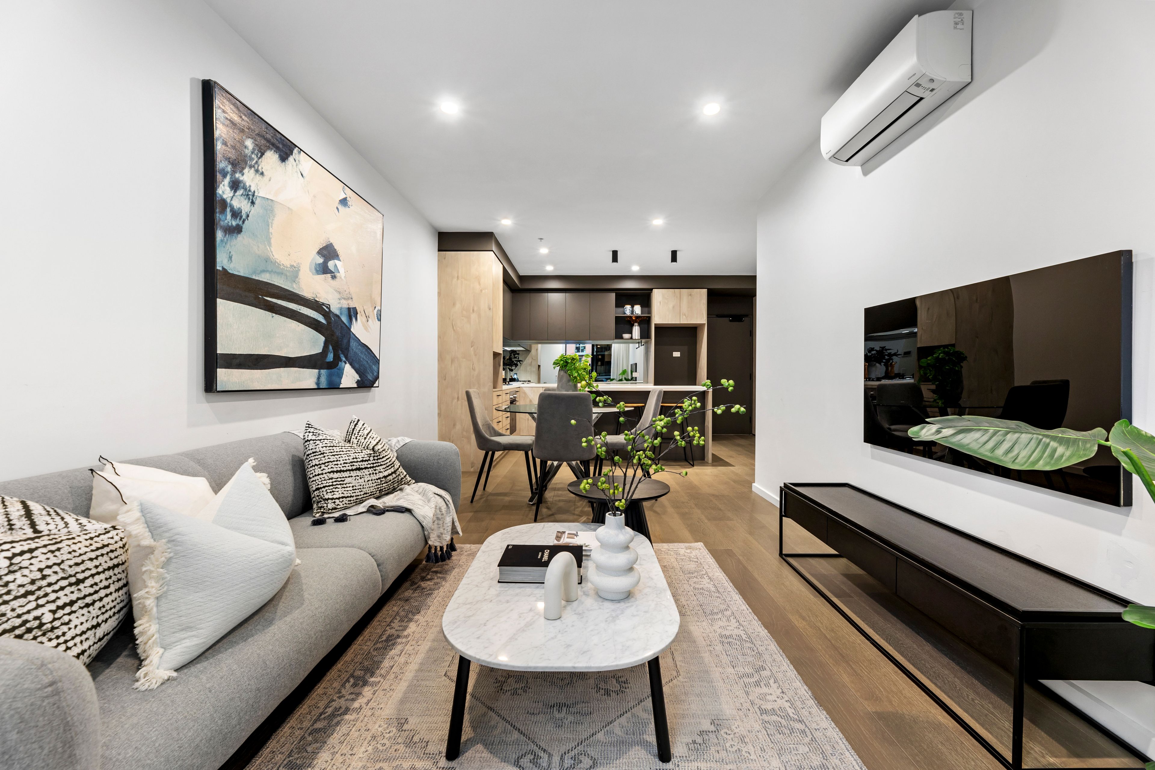 105a/21 Pentridge Boulevard — photo 3 of 16