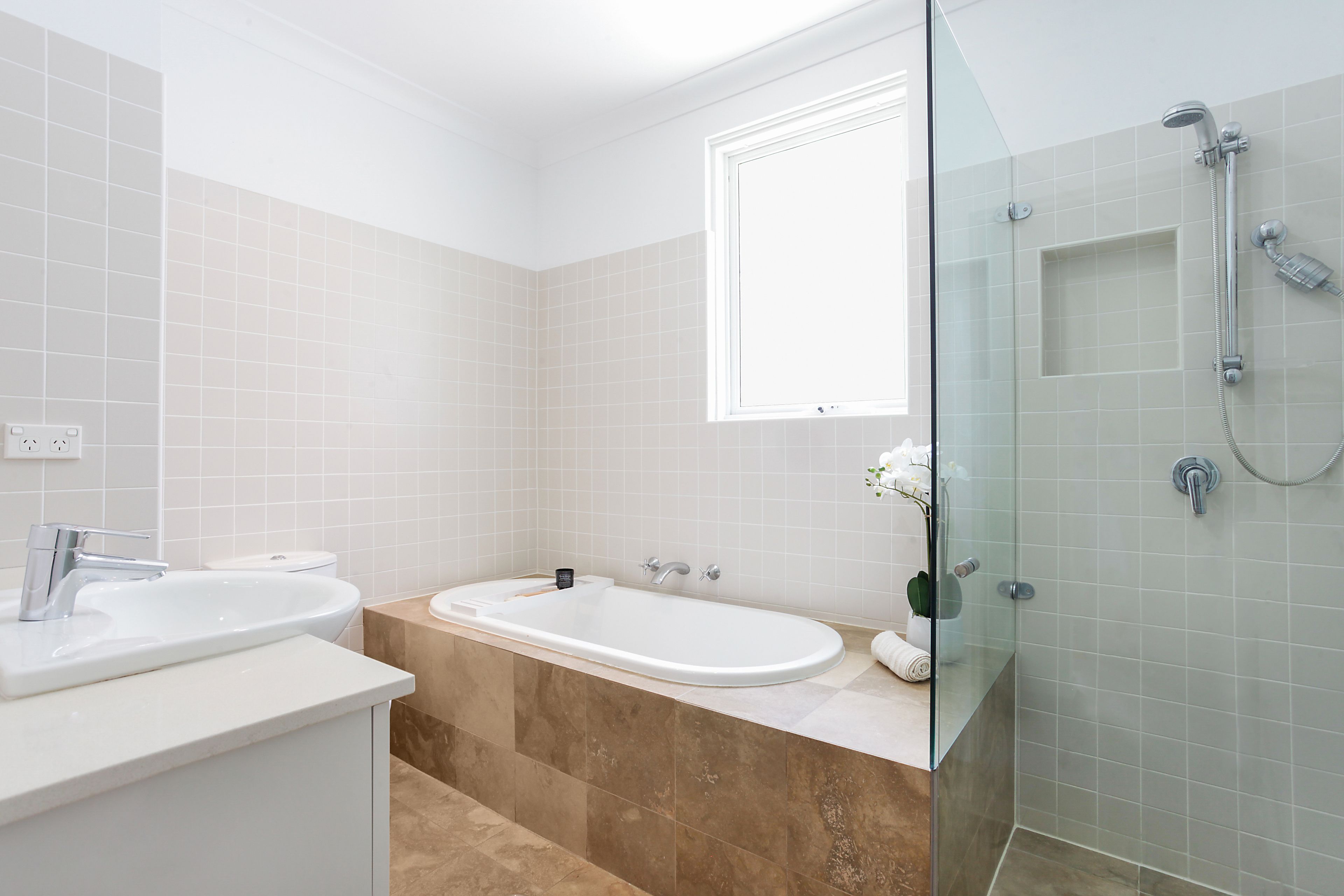 2 Jesmond Avenue — photo 11 of 17