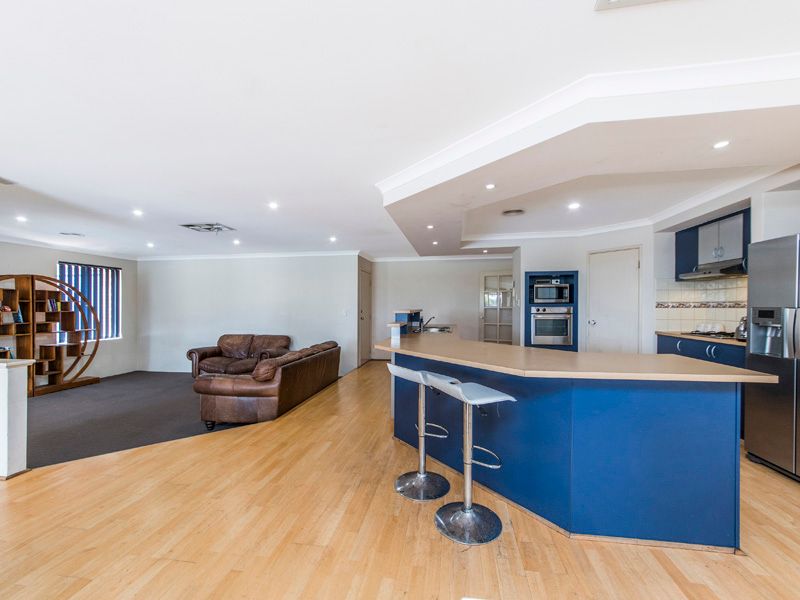 15 Mustique Mews, Secret Harbour, WA 6173