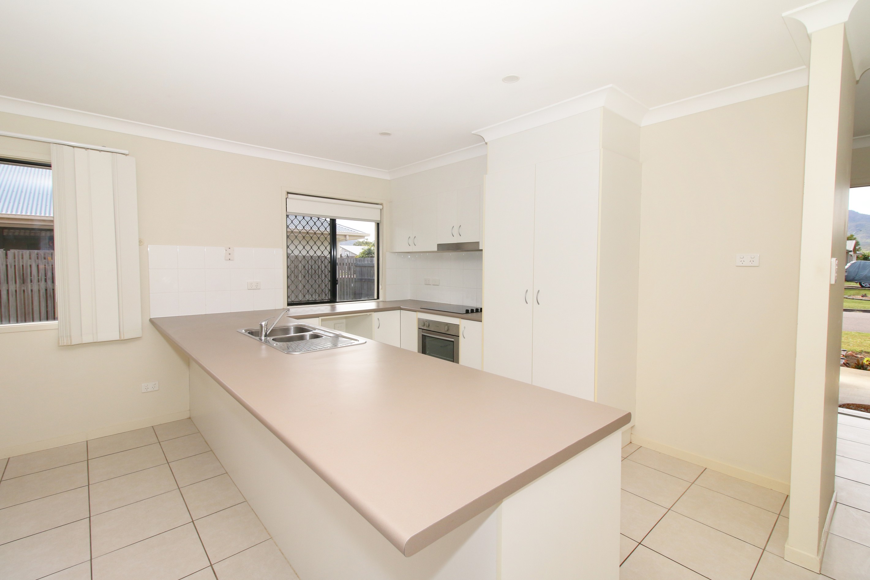 7 Thornbill Close, Kelso, QLD 4815