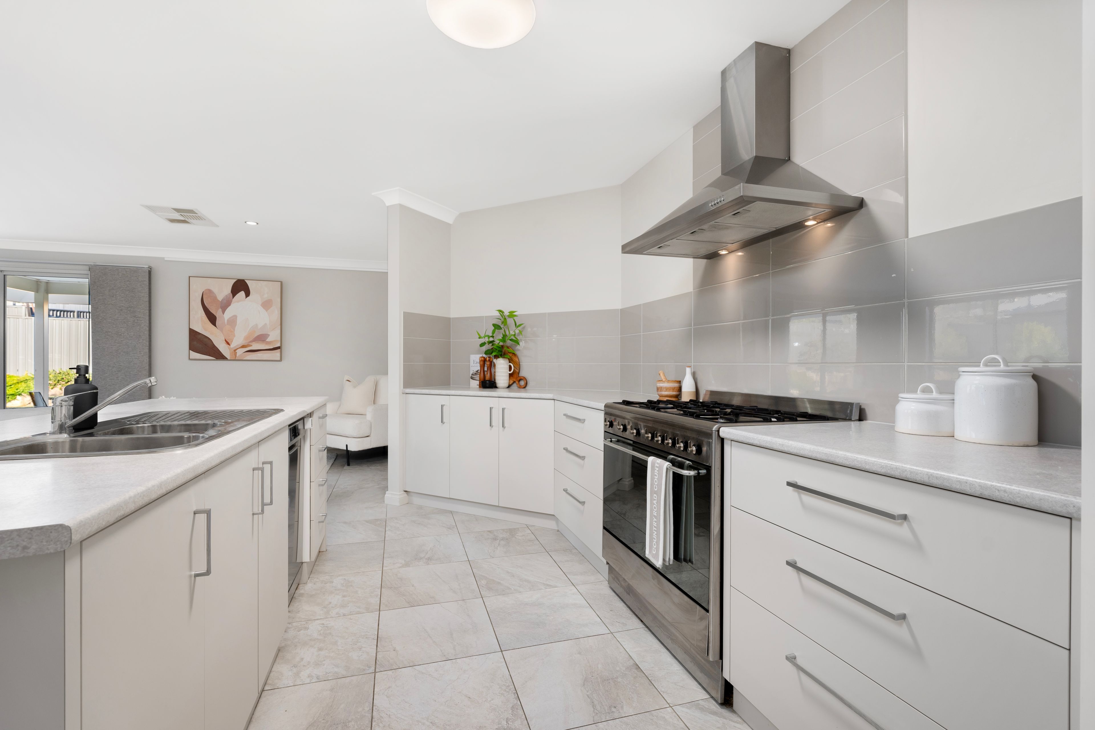 4 Reis Court, Thurgoona, NSW 2640