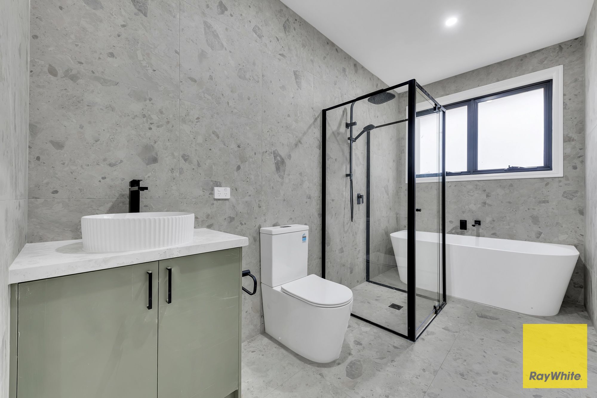 57 Feronia Avenue — photo 13 of 20