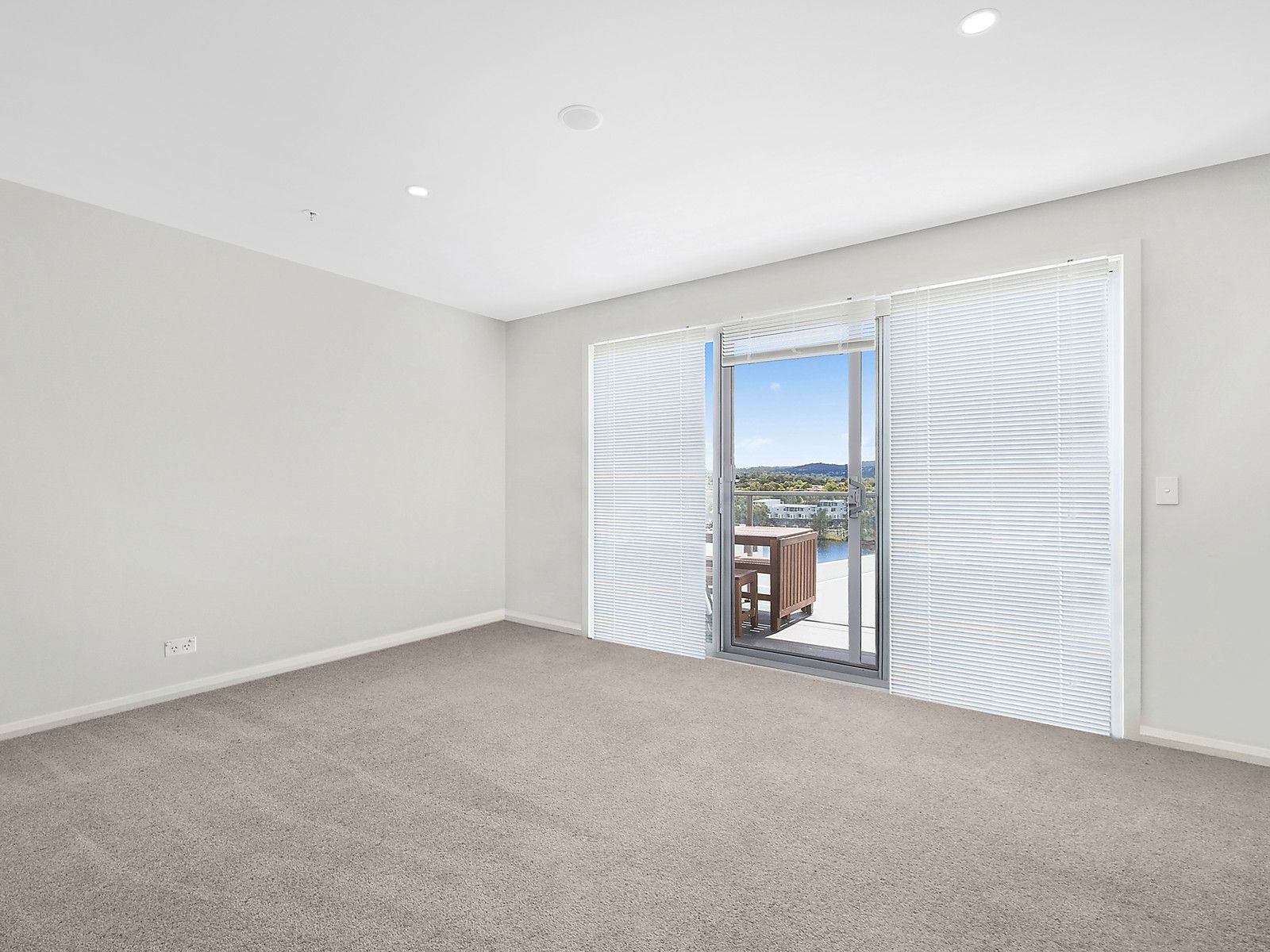 247/325 Anketell Street — photo 3 of 8
