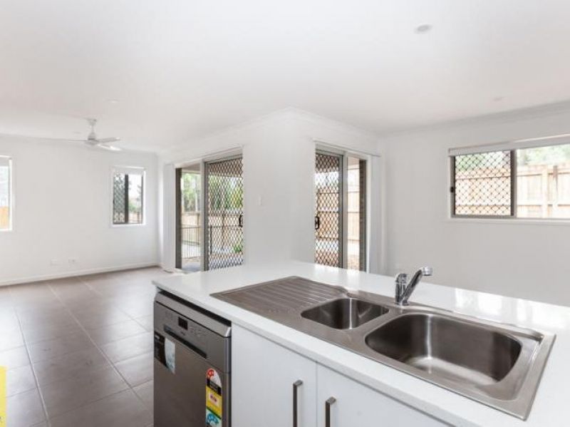 15/2 Bruce Lane, Camira, QLD 4300