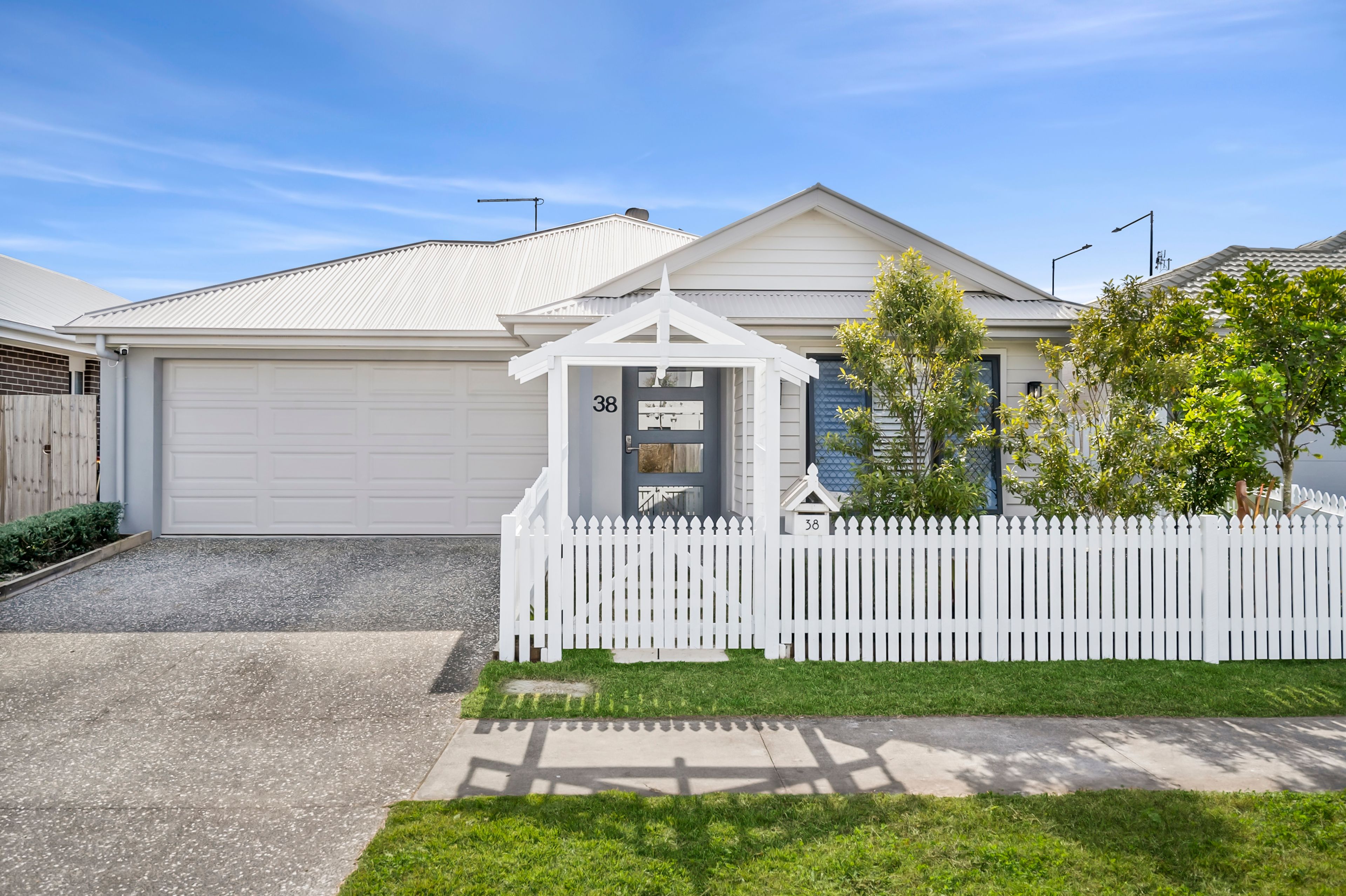 38 Lindeman Crescent, BANYA QLD 4551