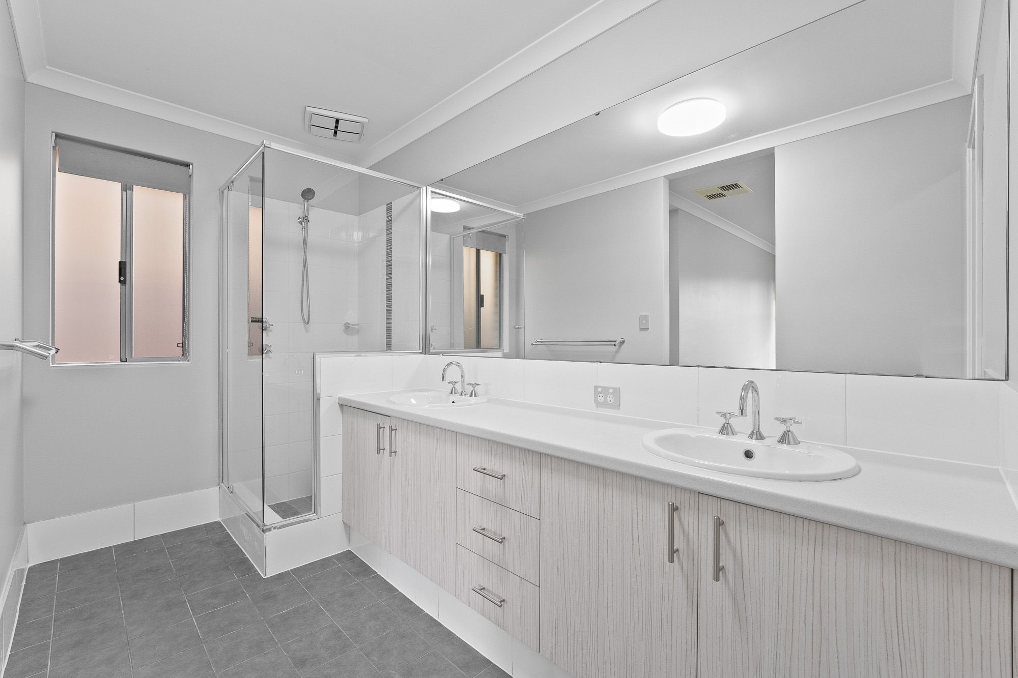158 Clyde Avenue — photo 10 of 30