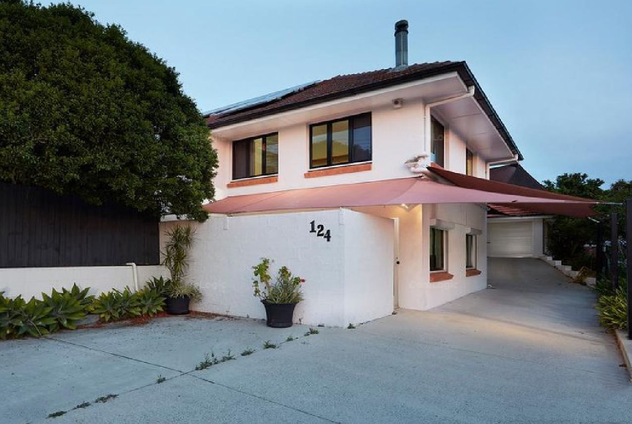 124 Marshall Road, Holland Park West, QLD 4121