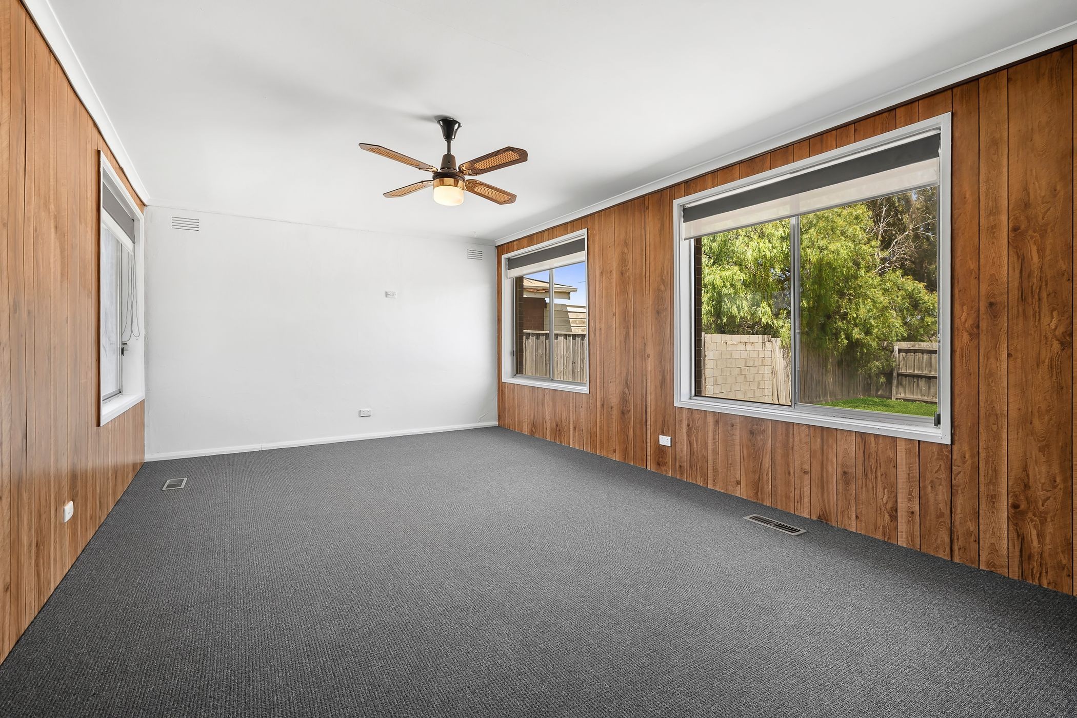 25 Carmarthen Drive, Corio, VIC 3214