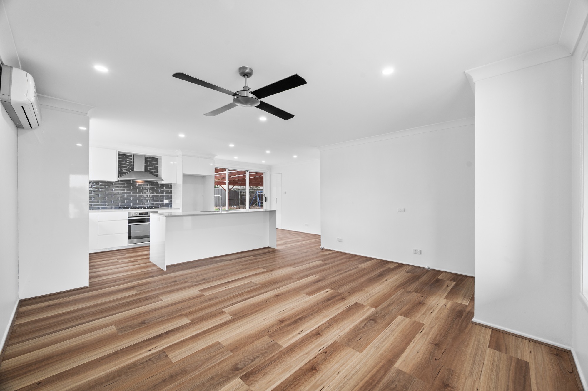 3 Farmer Place, St Clair, NSW 2759