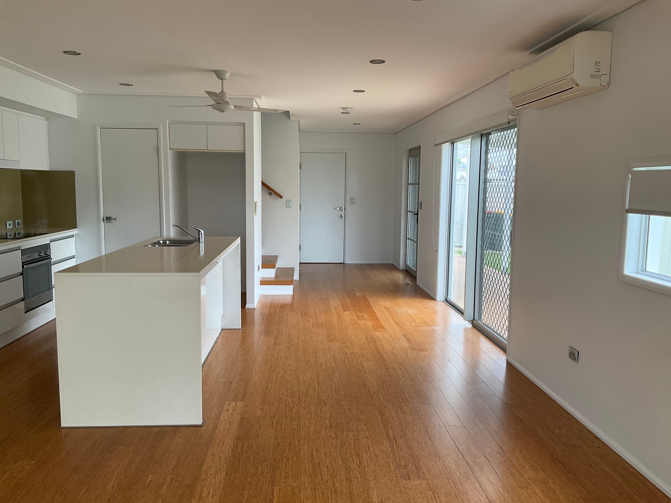 Burdell, QLD 4818
