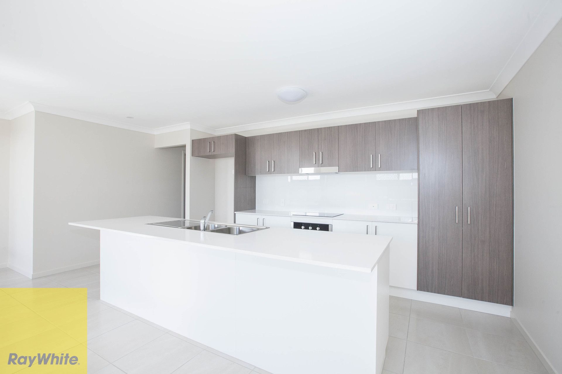 7 Roy Street, Bellbird Park, QLD 4300