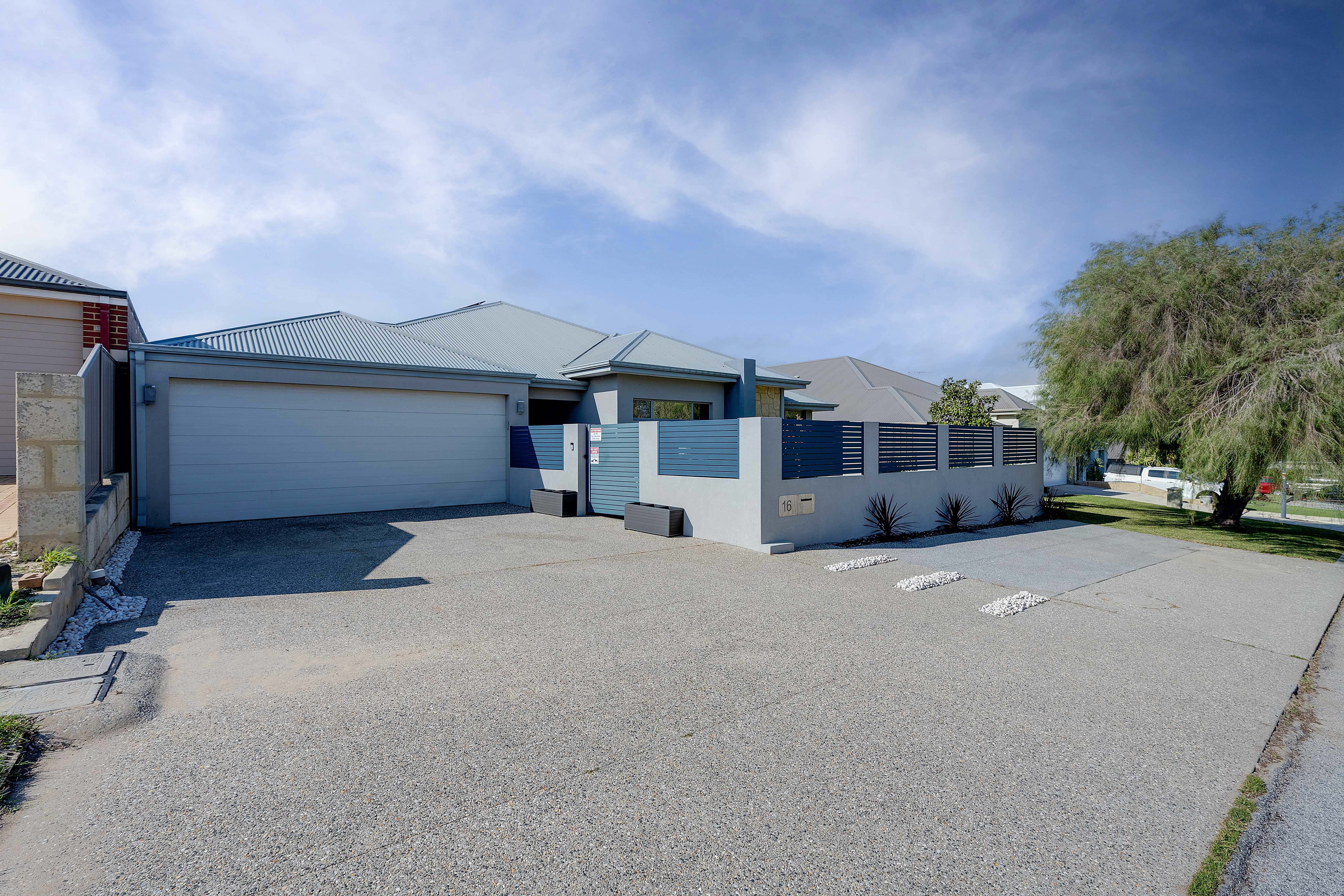 16 Sailboat Link, Jindalee, WA 6036