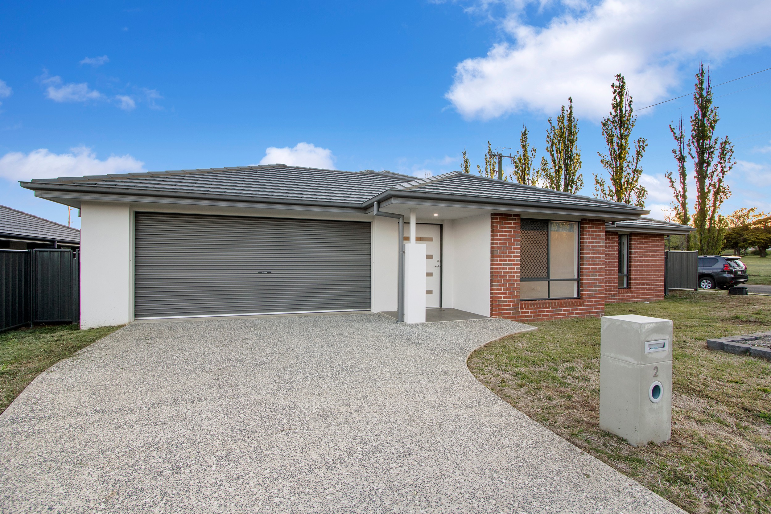 2 Greaves Close, Armidale, NSW 2350