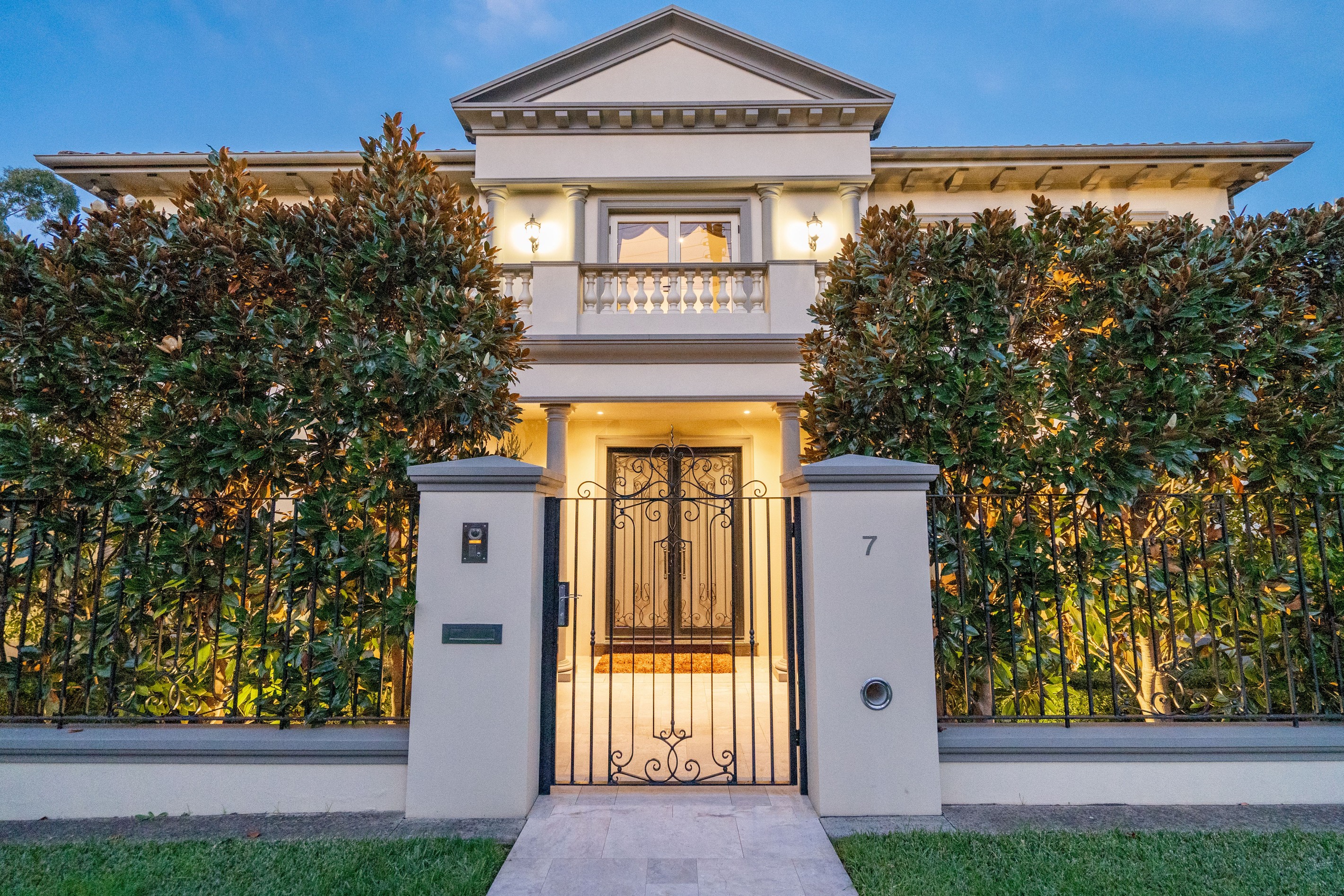 7 Elonara Court, Wheelers Hill, VIC 3150