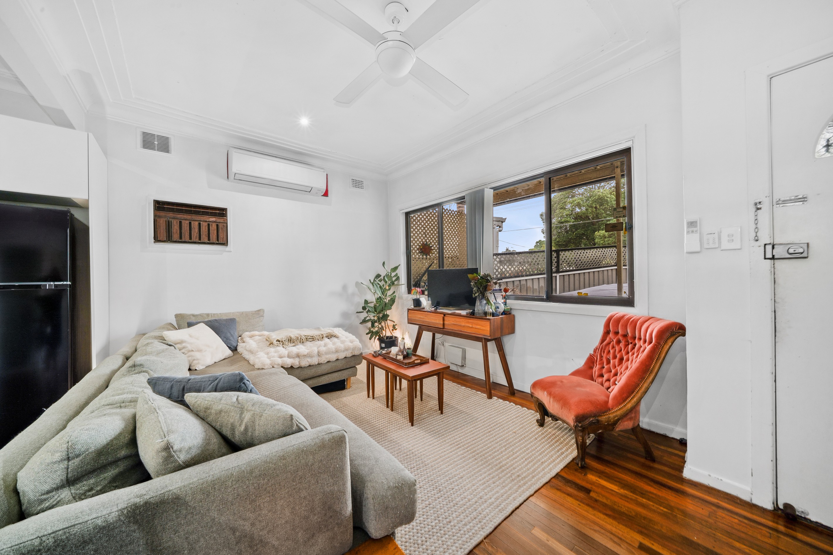 15 & 15a Epping Close, Cambridge Park, NSW 2747