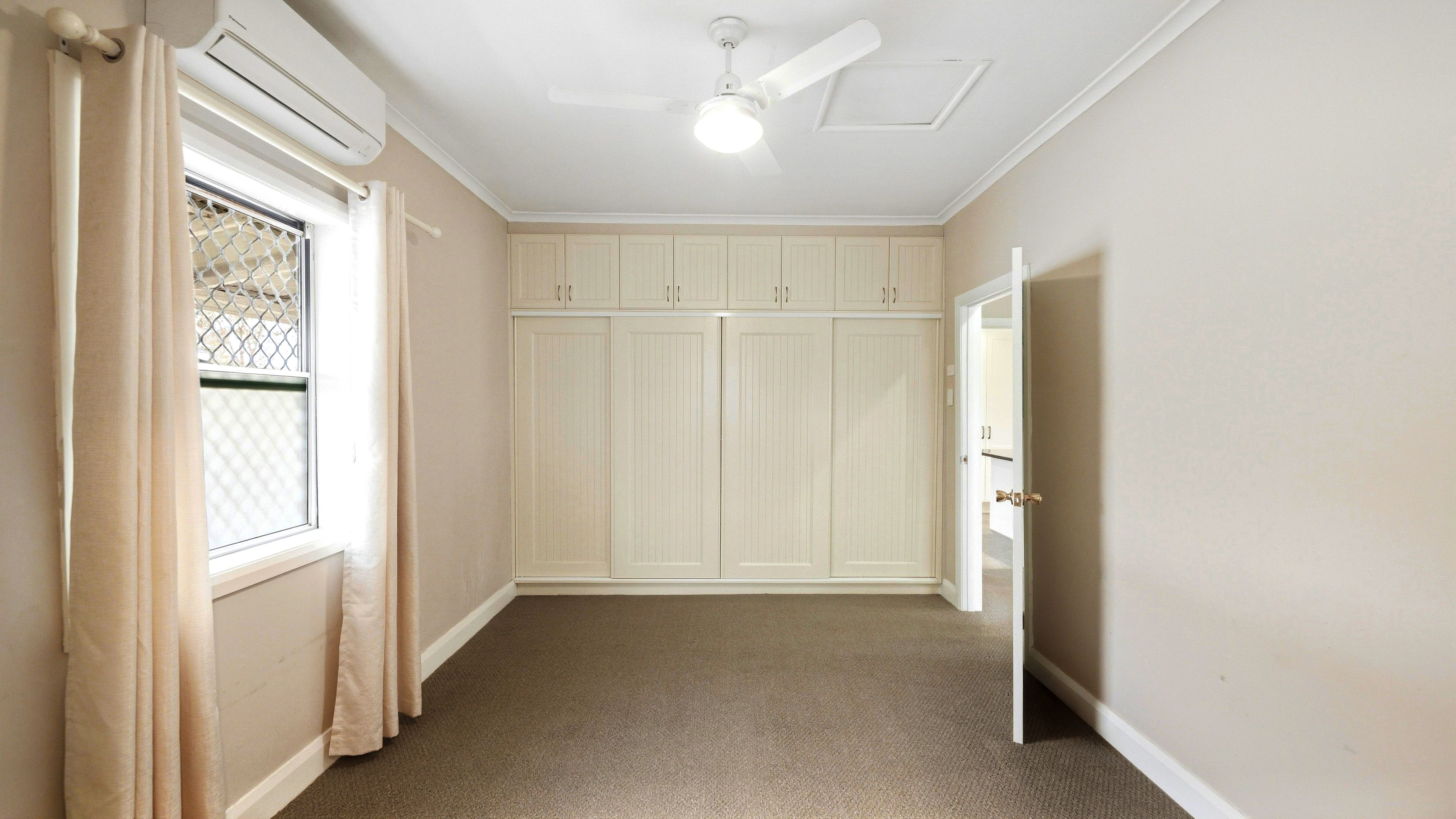 129 Bent Street — photo 7 of 28