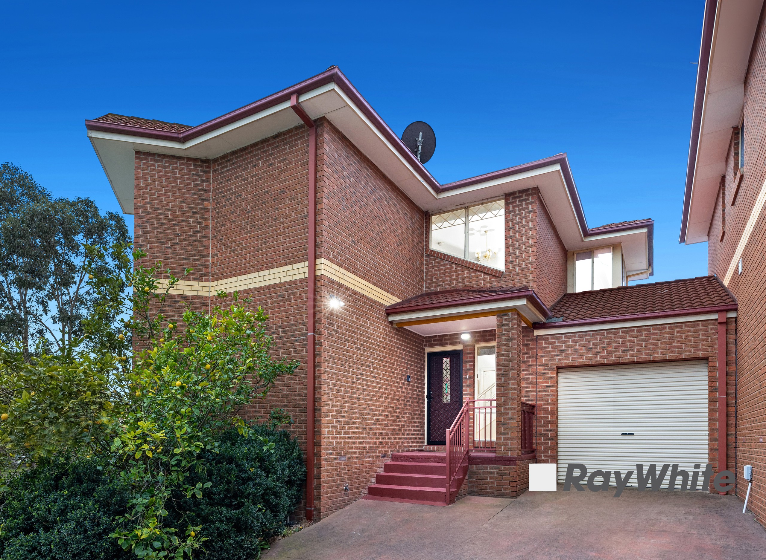 1/60 Arthur Phillip Drive, Endeavour Hills, VIC 3802