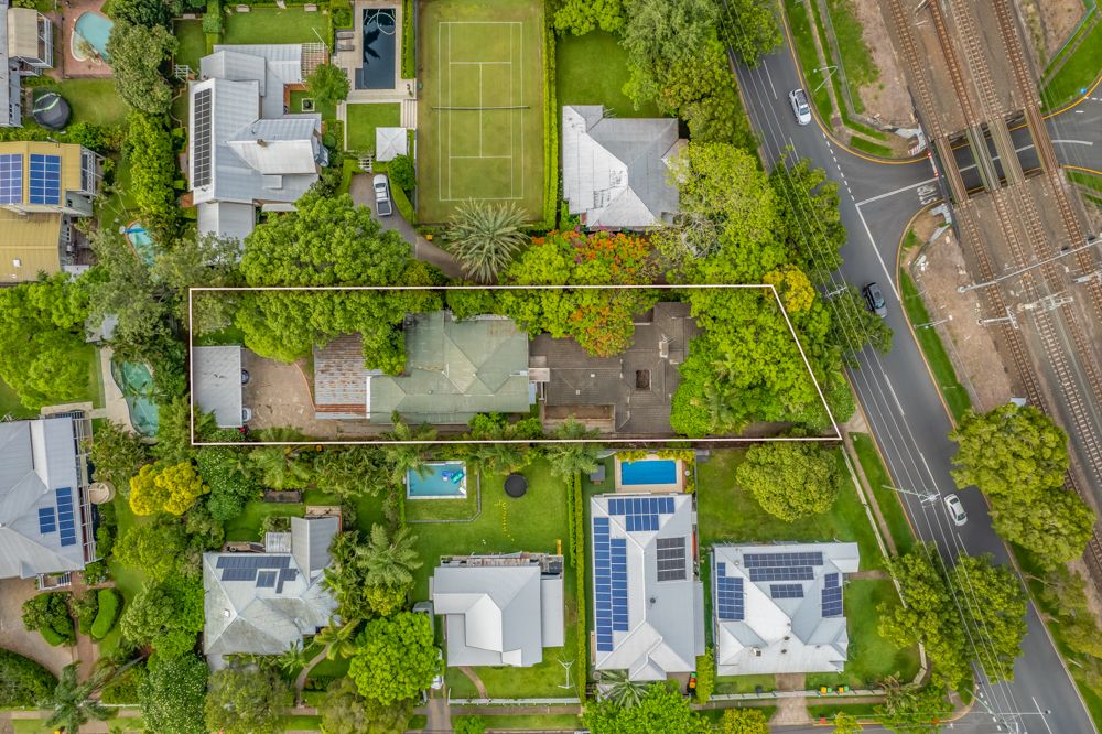 153 Honour Avenue, Chelmer, QLD 4068