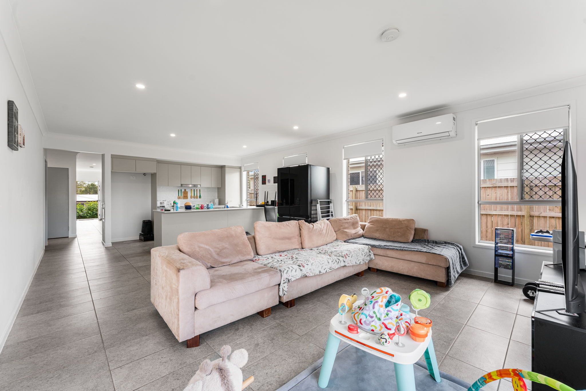 22 Alexander Place — photo 5 of 18