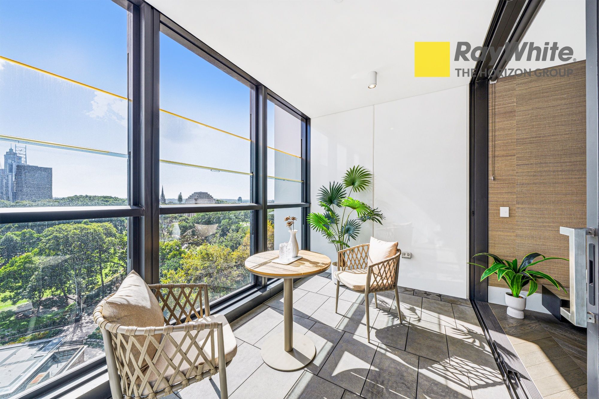 1001/130 Elizabeth Street — photo 12 of 28